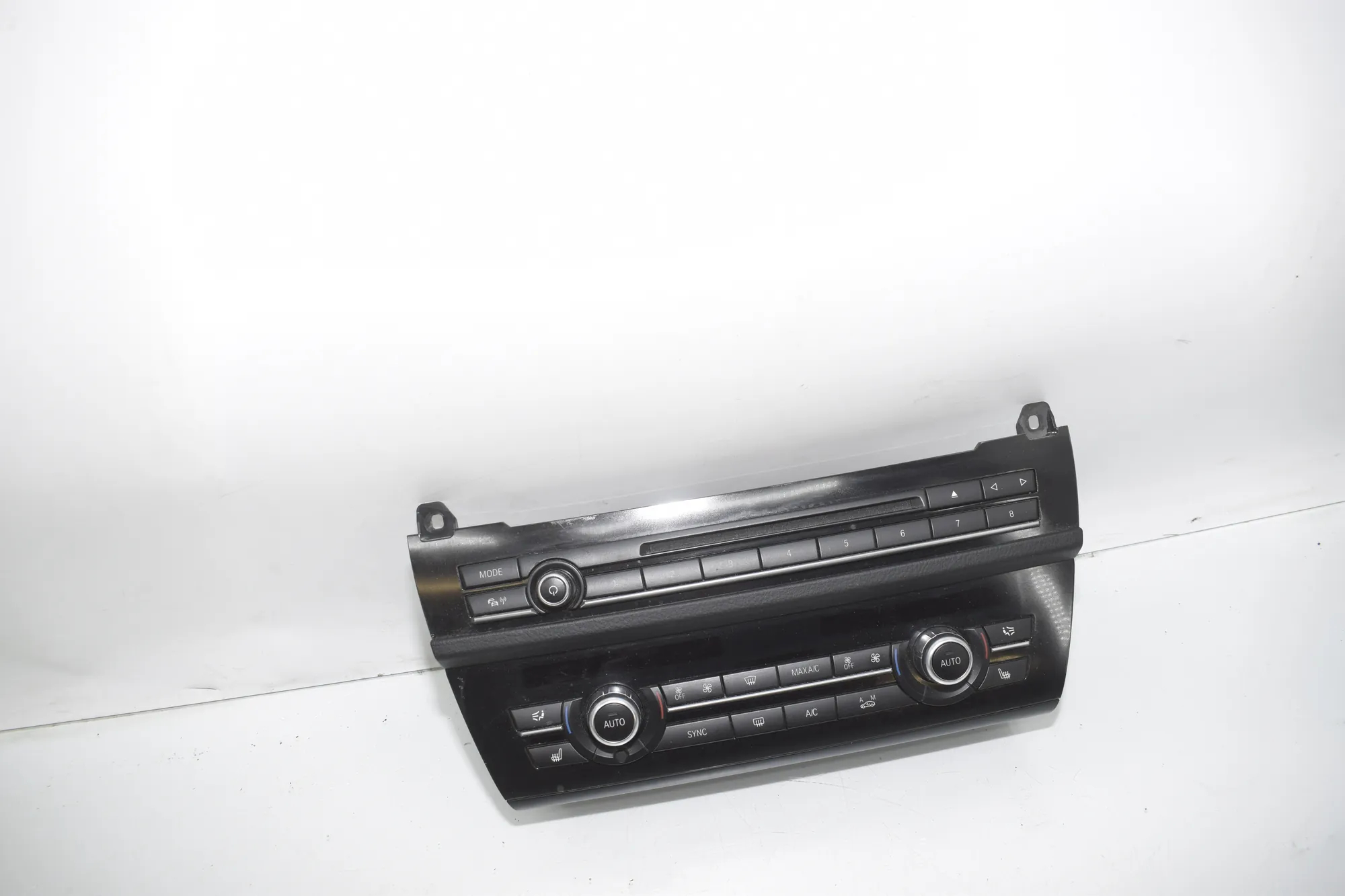 Climate Control Unit – OEM 6805770 · BMW 5 Touring (F11) BMW 5 Touring (F11) M 550 d xDrive 2015 – 2