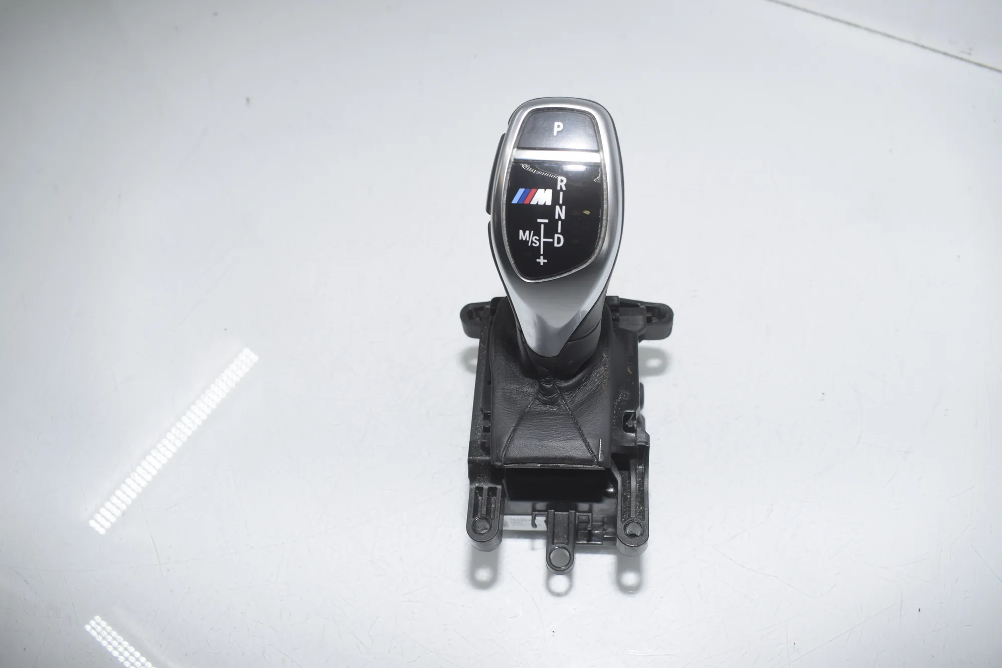 Gear Shifting Mechanism – OEM 9296912 · BMW 5 Touring (F11) BMW 5 Touring (F11) M 550 d xDrive 2015 – 2