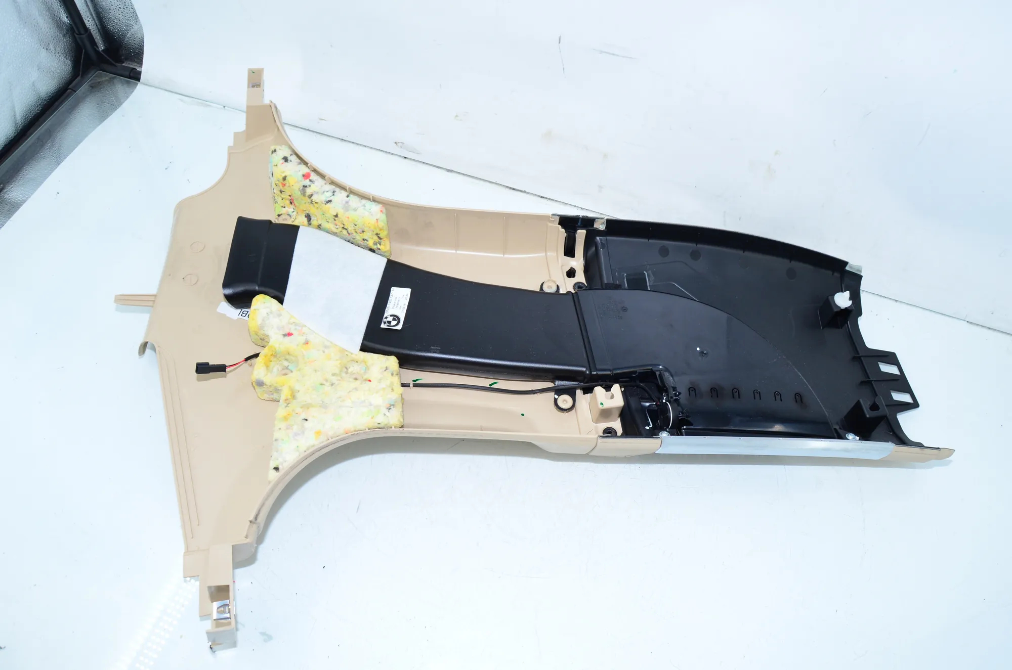 Left Side B Pillar Trim – OEM 7355331 · BMW 7 (G11, G12) 750 d, Ld xDrive 2016 – 4