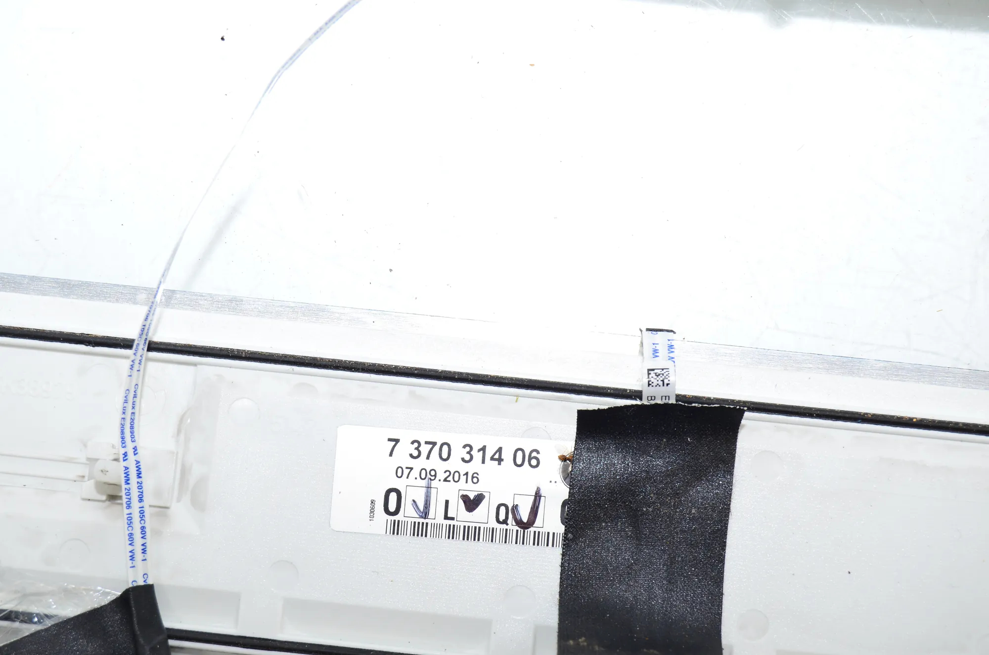 Door Sill Trim Kit – OEM 7370314 · BMW 7 (G11, G12) 750 d, Ld xDrive 2016 – 6