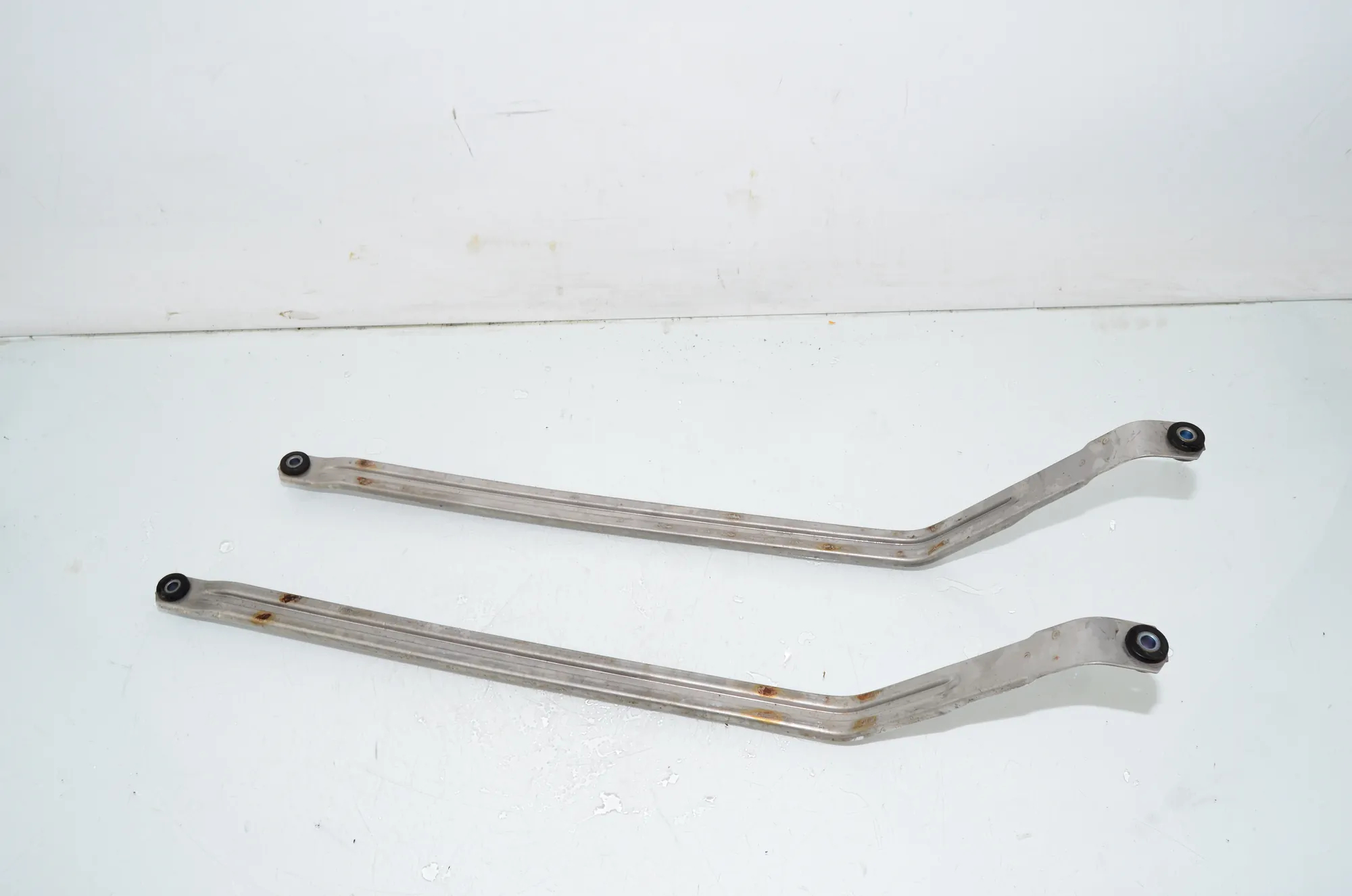 Fuel Tank Holder – OEM 7618913 · BMW 3 Touring (G21) (2019 - -) 318 i 2023 – 2