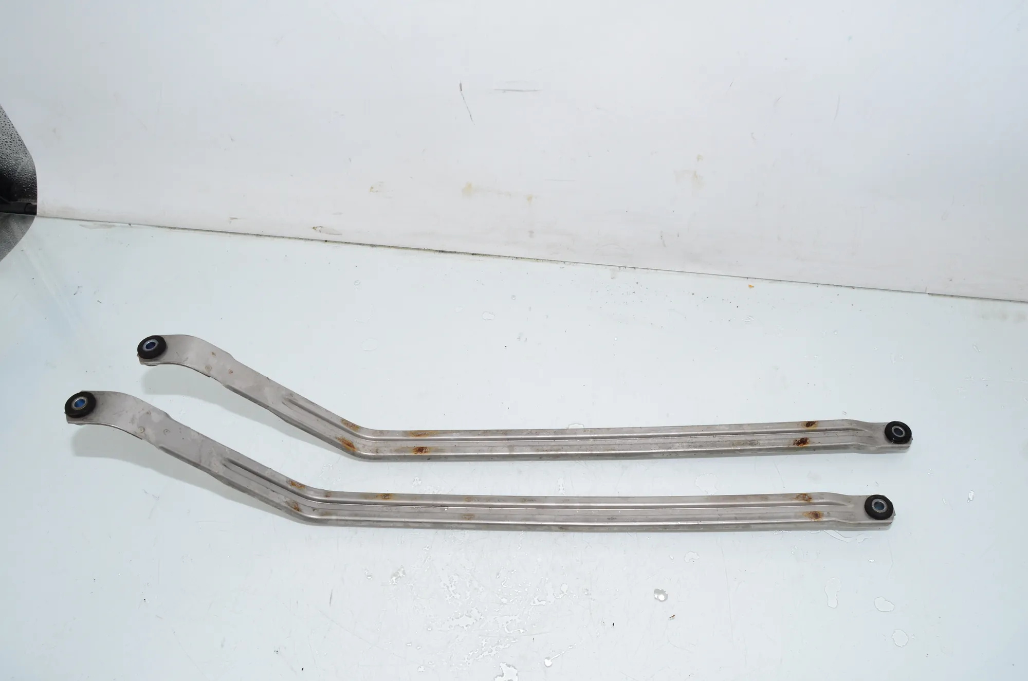 Fuel Tank Holder – OEM 7618913 · BMW 3 Touring (G21) (2019 - -) 318 i 2023