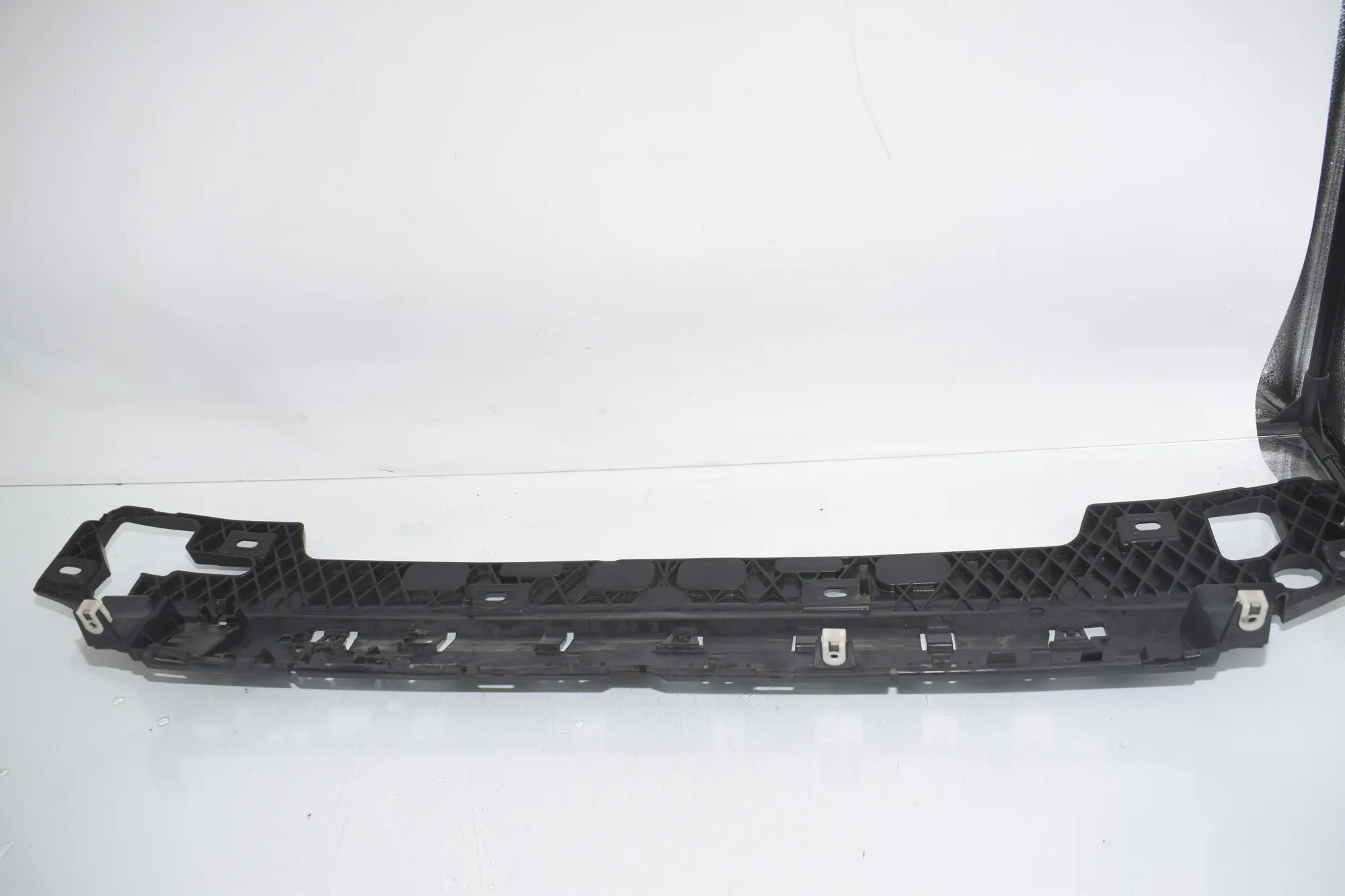 Rear Bumper Middle Bracket – OEM 5A243E0 · BMW 3 Touring (G21) (2019 - -) 318 i 2023 – 3