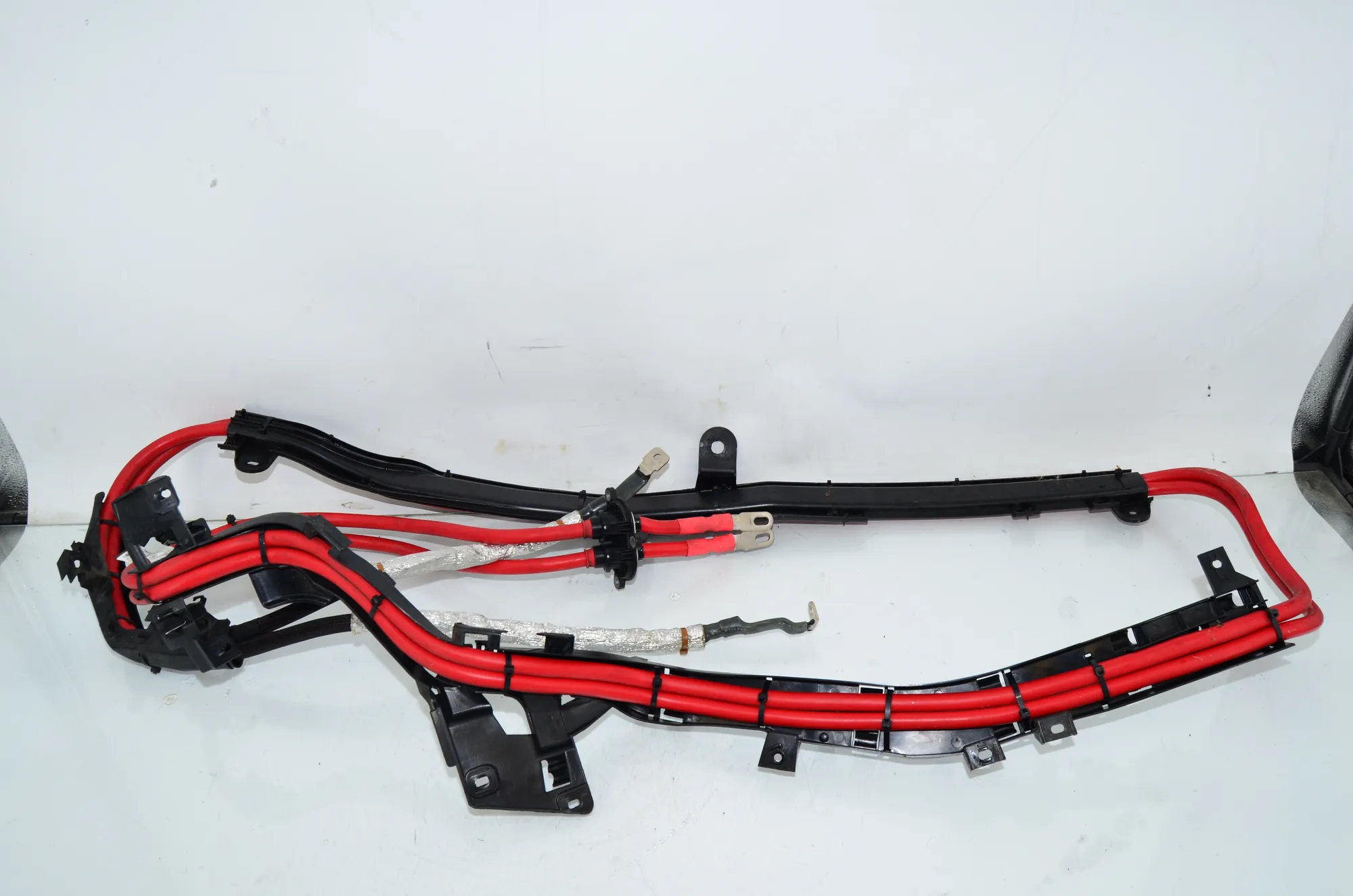 Positive Battery Cable – OEM 6807323 · BMW 5 (G30) (2016 - -) M 550 d xDrive 2020 – 3