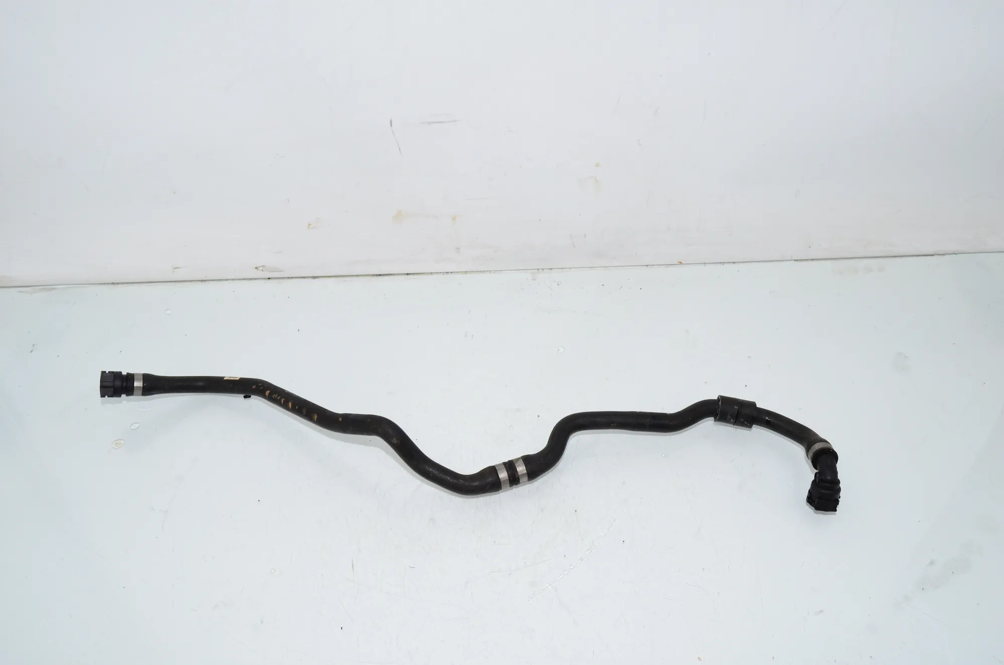 Coolant Hose Pipe – OEM 8575767 · BMW 5 (G30) (2016 - -) M 550 d xDrive 2020 – 3