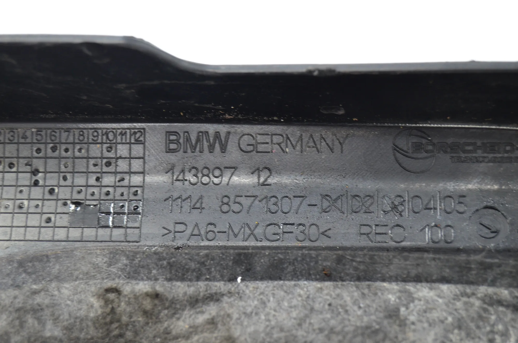 Engine Cover – OEM 8571307 · BMW 5 (G30) (2016 - -) M 550 d xDrive 2020 – 4