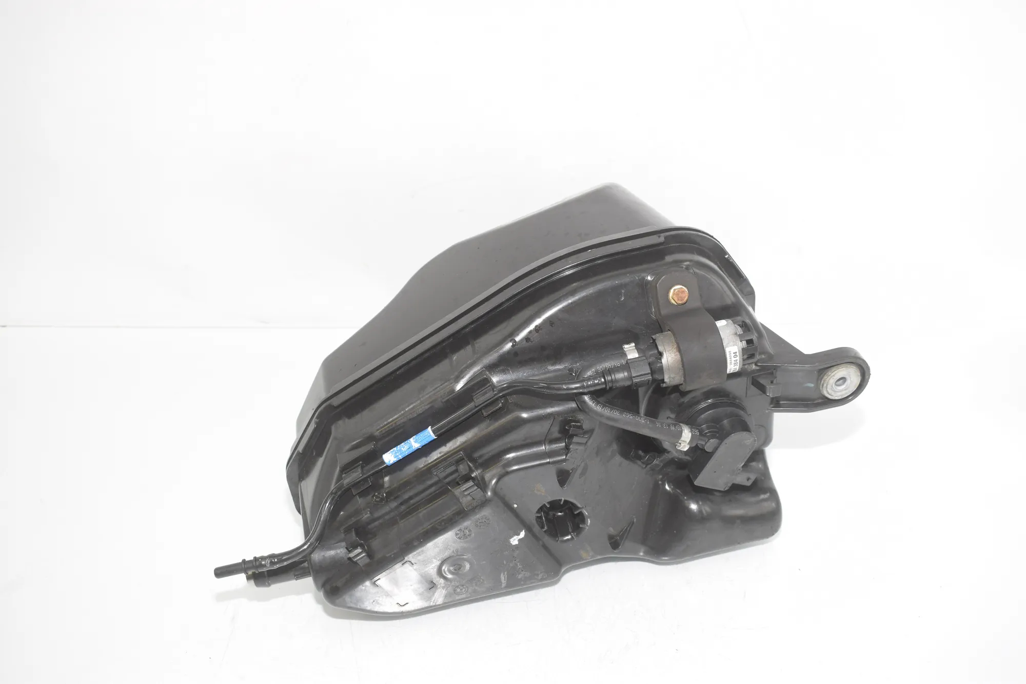 AdBlue Tank – OEM 7381415 · BMW 5 (G30) (2016 - -) M 550 d xDrive 2020
