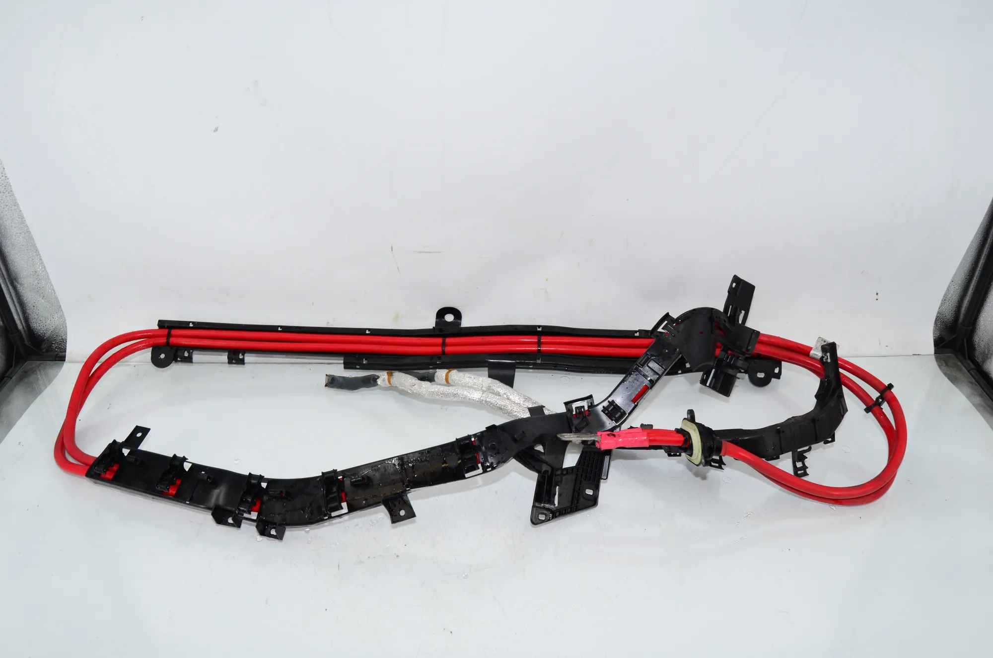 Positive Battery Cable – OEM 6807323 · BMW 5 Touring (G31) (2017 - -) 520 d 2019 – 2