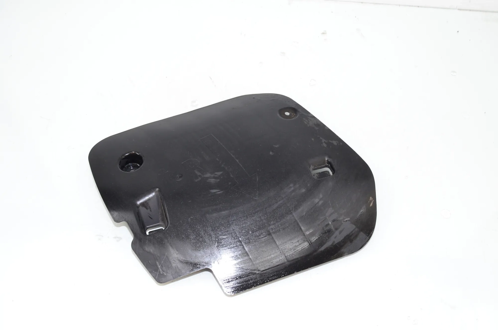 Control Arm Cover – OEM 6861146 · BMW 5 Touring (G31) (2017 - -) 520 d 2019 – 2