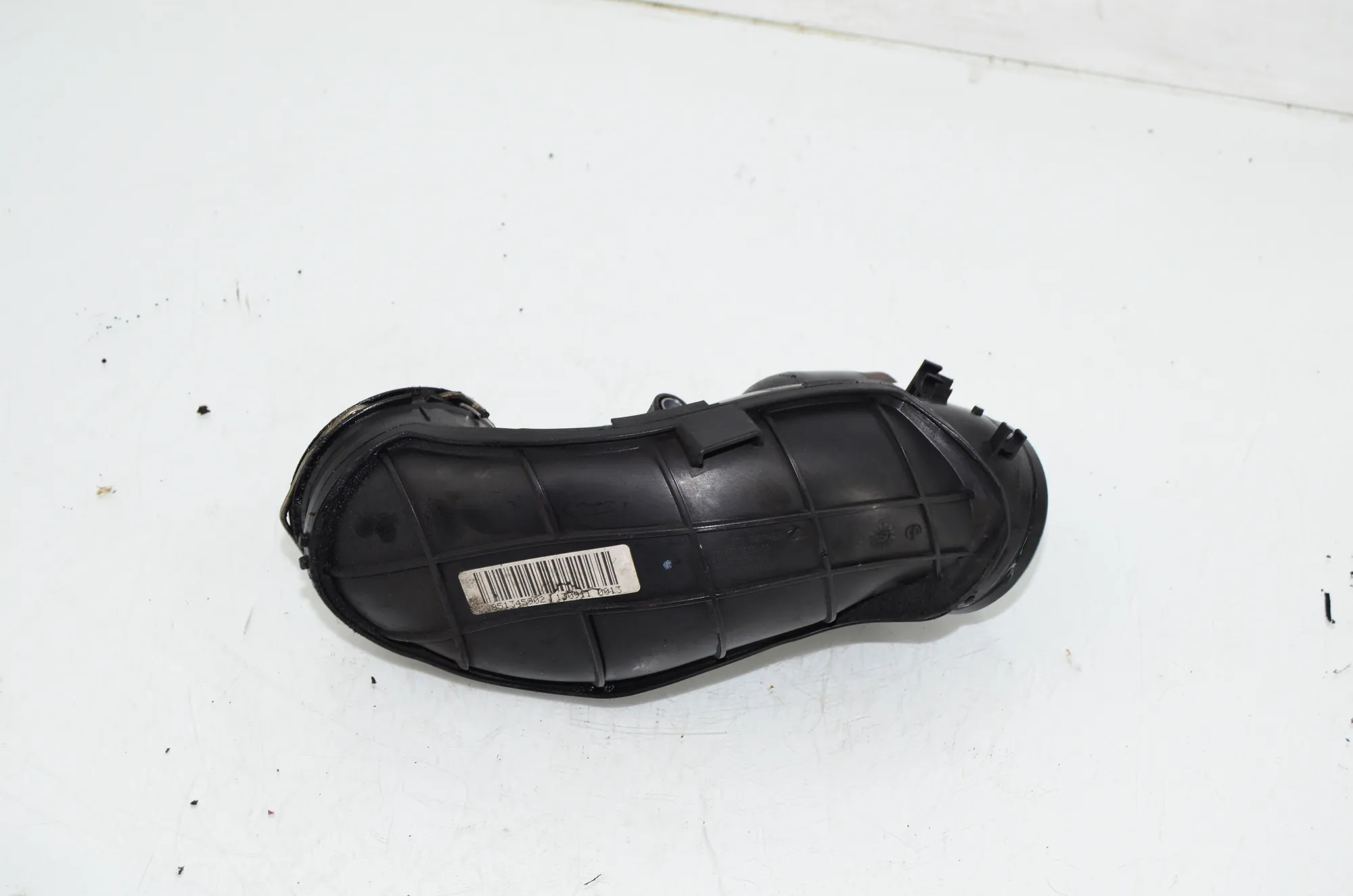 Air Intake Tube – OEM 8513459 · BMW 5 Touring (F11) 530 d xDrive 2011 – 3