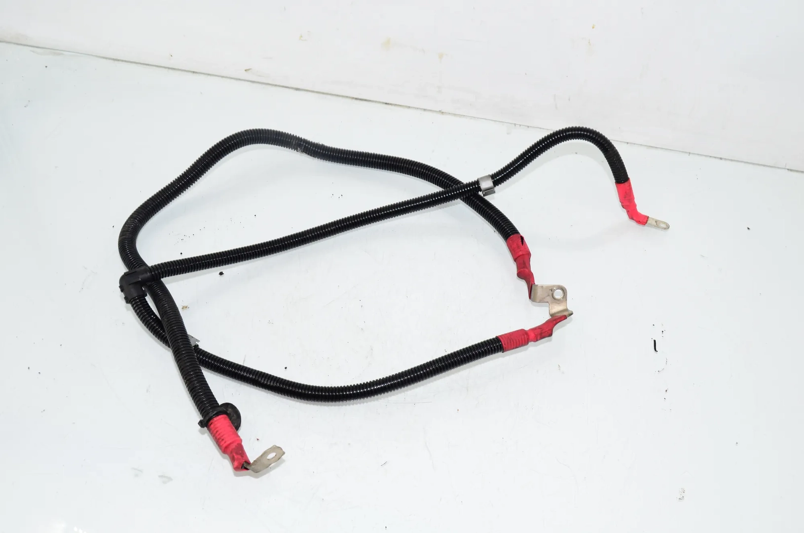 Positive Battery Cable – OEM 8515494 · BMW 5 Touring (F11) 530 d xDrive 2011 – 2