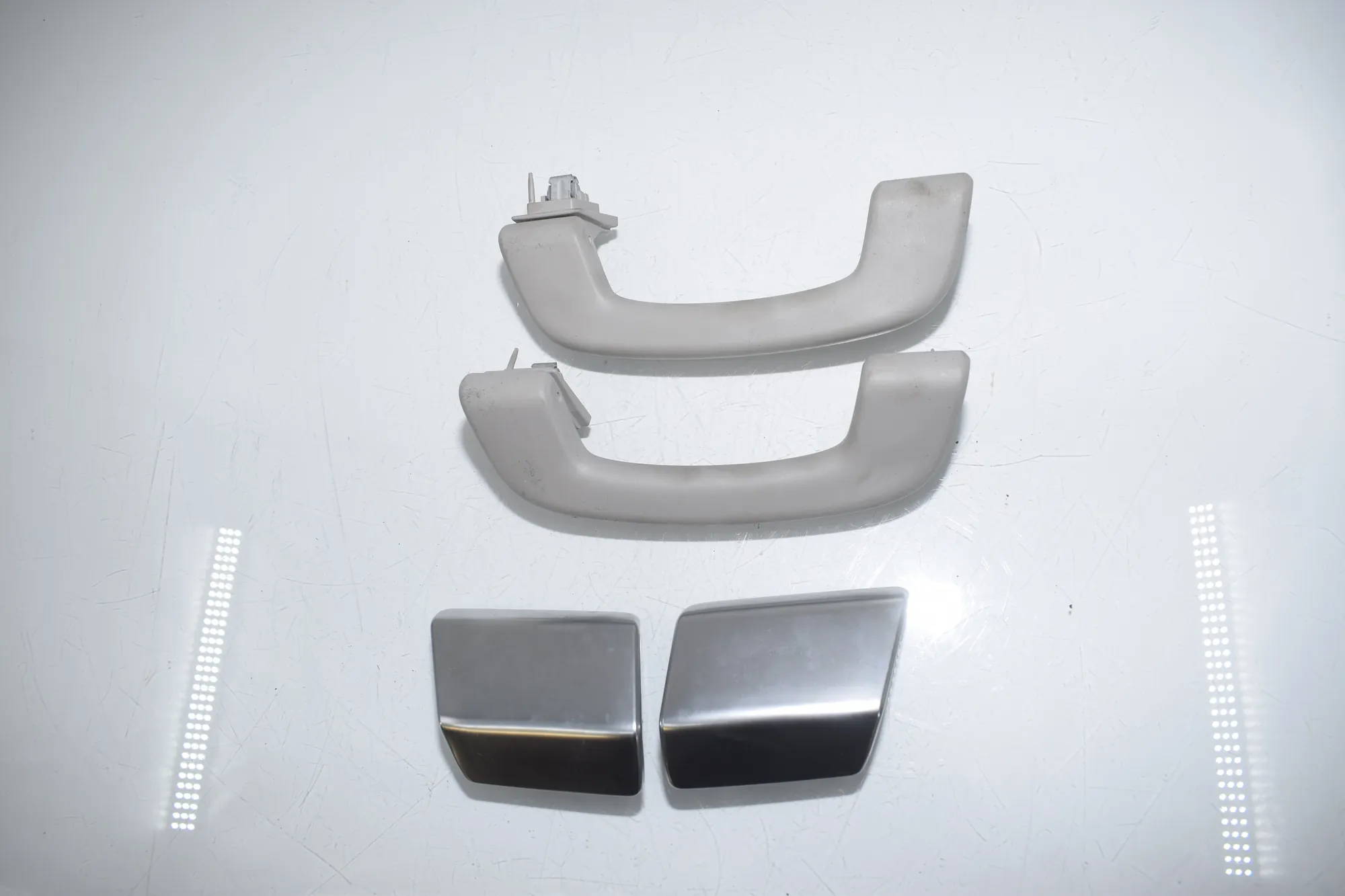 Interior Roof Handle Set – OEM 7359436 · BMW i3 (I01) s Electric 2022 – 2