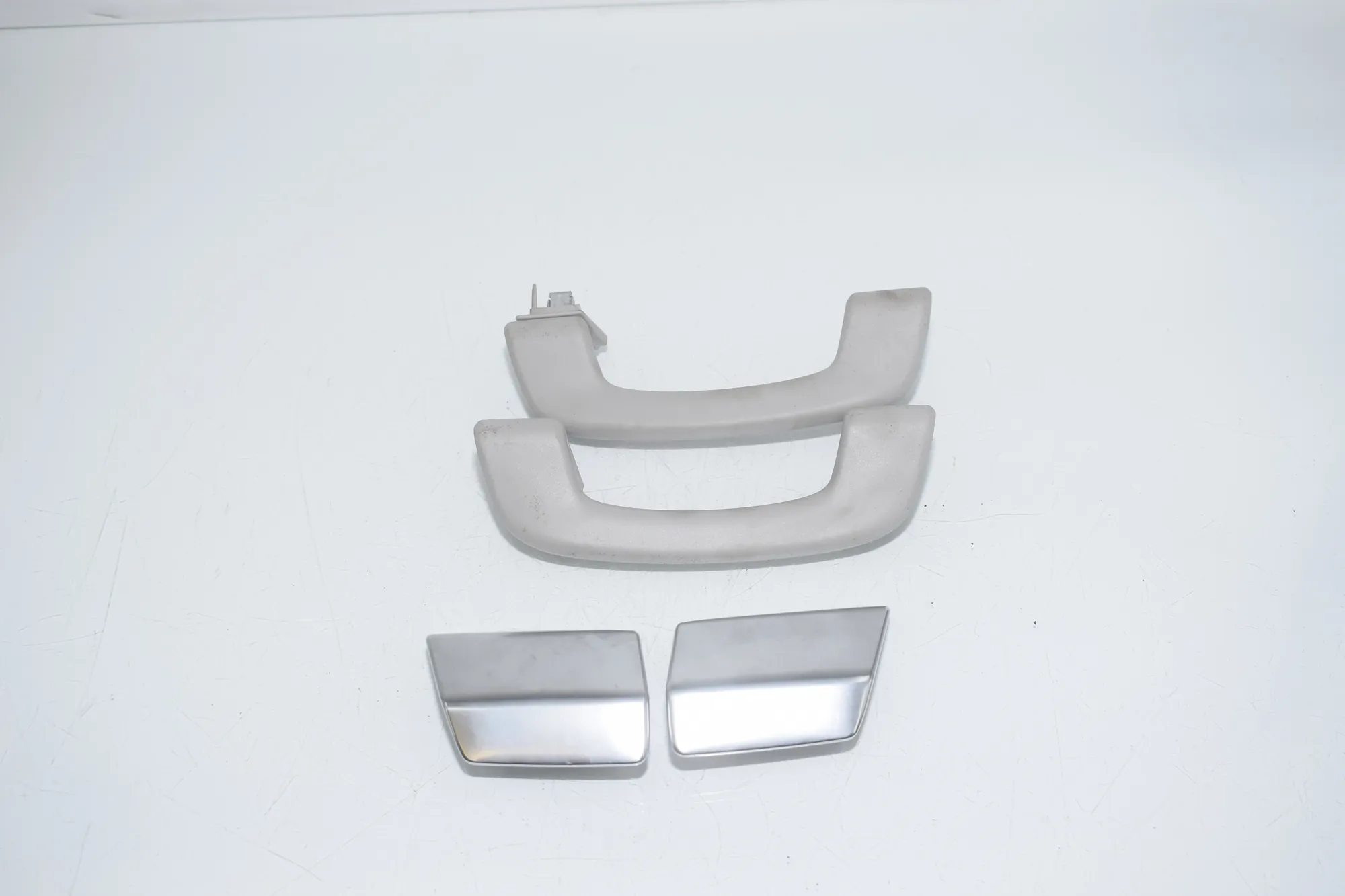 Interior Roof Handle Set – OEM 7359436 · BMW i3 (I01) s Electric 2022