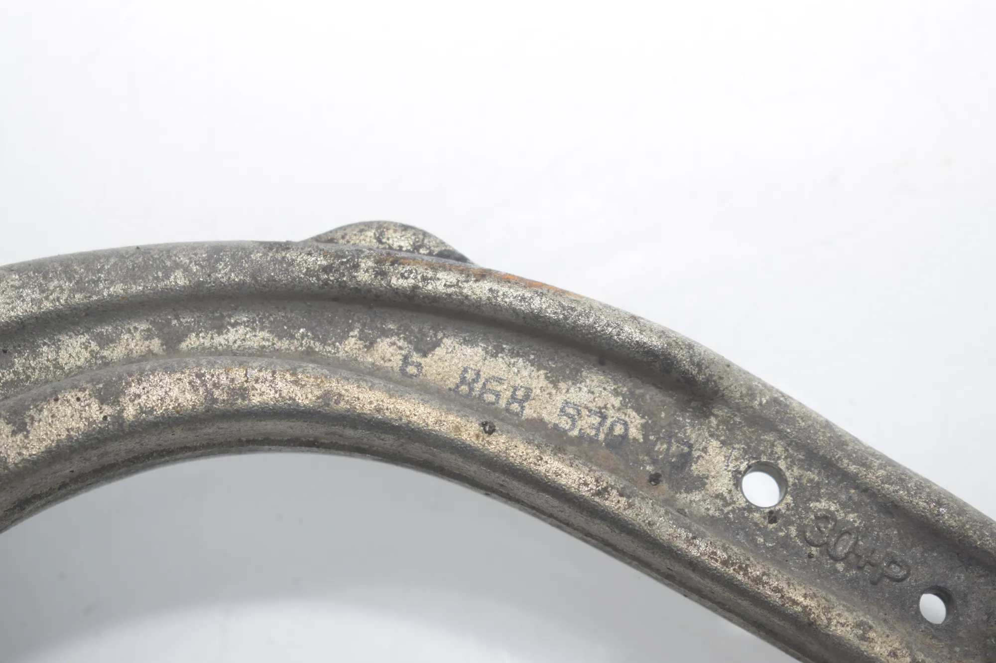 Front Left Upper Control Arm – OEM 6868530 · BMW 7 (G11, G12) 750 d, Ld xDrive 2016 – 4