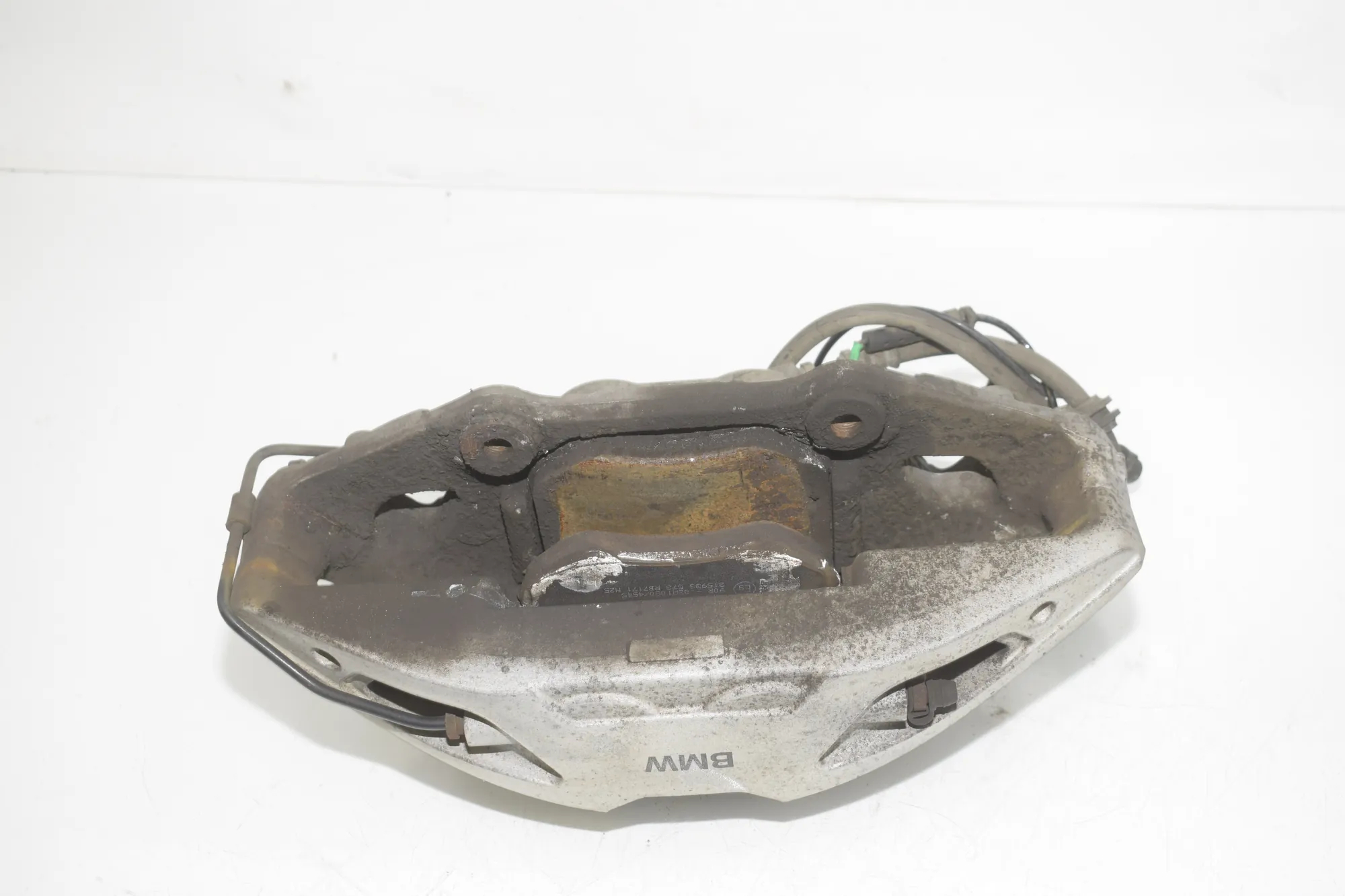 Front Left Brake Caliper – OEM 6891299 · BMW 7 (G11, G12) 750 d, Ld xDrive 2016 – 4