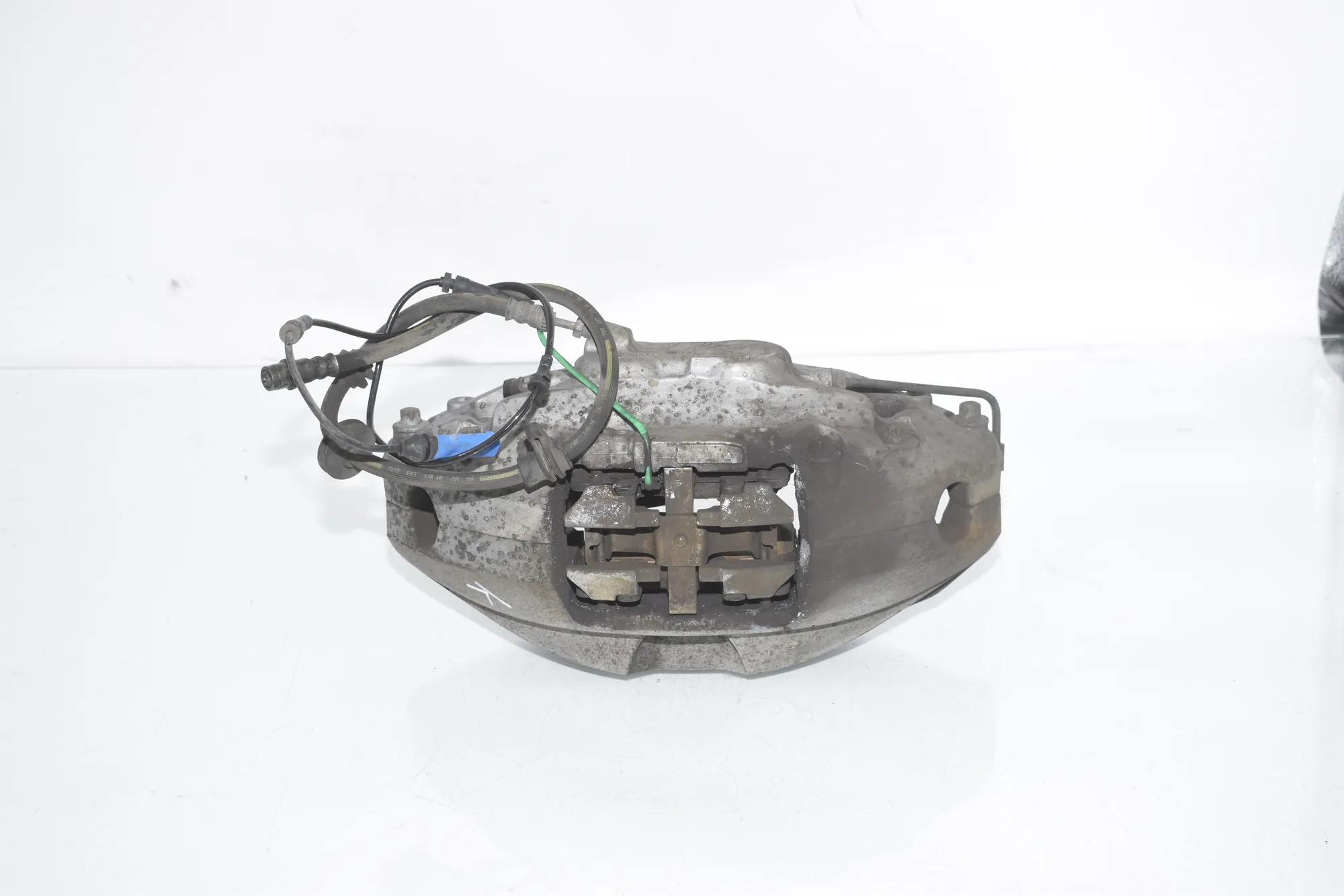 Front Left Brake Caliper – OEM 6891299 · BMW 7 (G11, G12) 750 d, Ld xDrive 2016