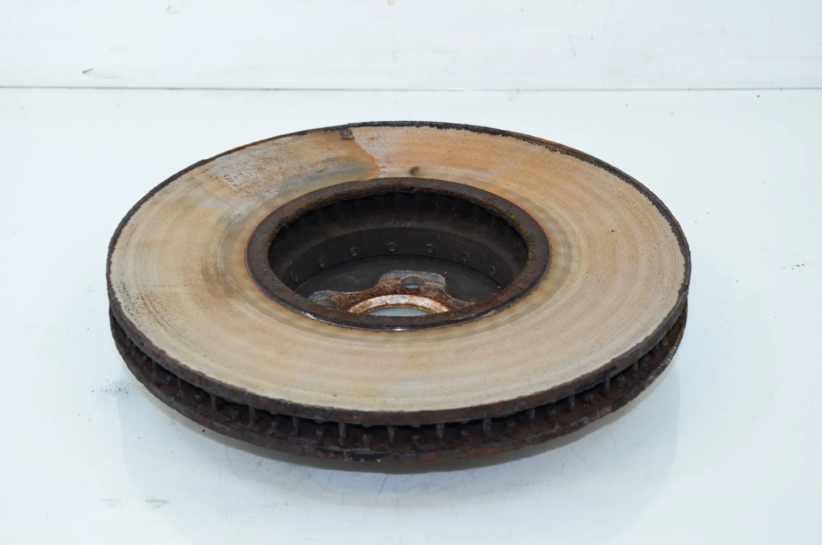 Front Right Brake Disc – OEM 6875284 · BMW 7 (G11, G12) 750 d, Ld xDrive 2016 – 4