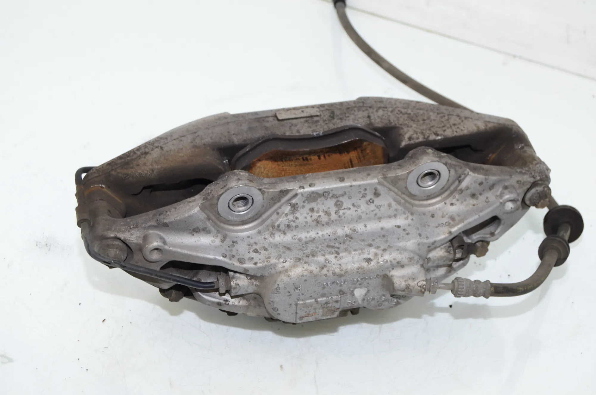 Front Right Brake Caliper – OEM 6891300 · BMW 7 (G11, G12) 750 d, Ld xDrive 2016 – 4