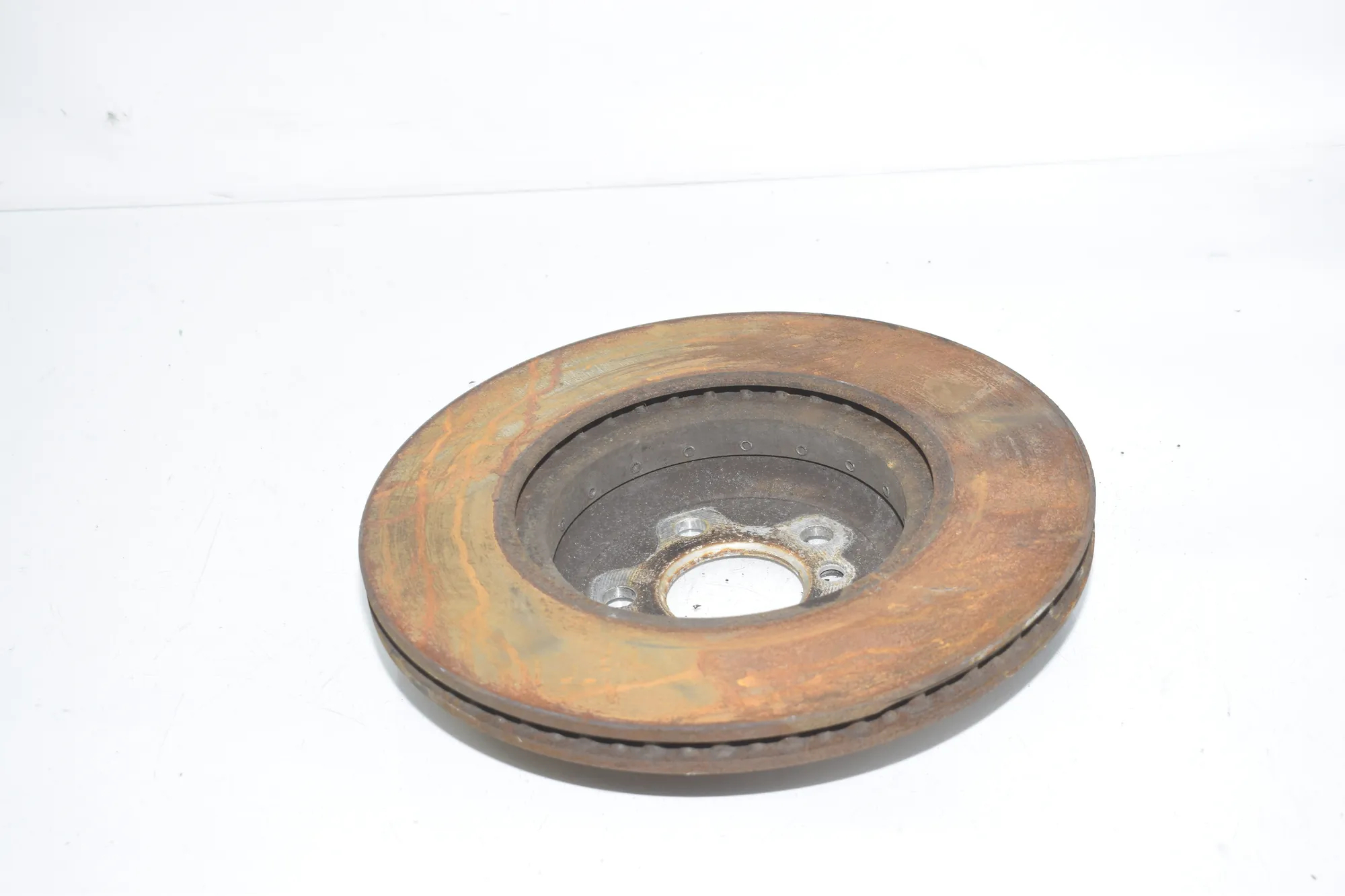 Rear Left Brake Disc – OEM 8853554 · BMW 7 (G11, G12) 750 d, Ld xDrive 2016 – 3