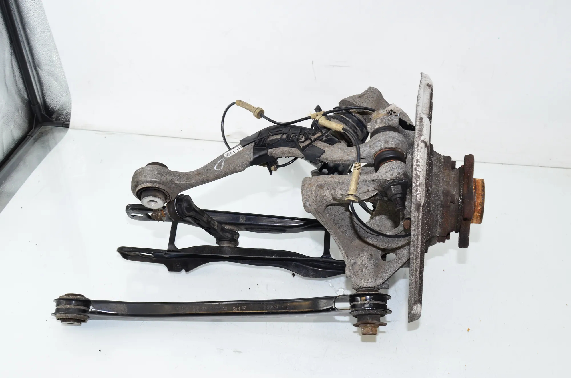 Rear Right Wheel Hub – OEM 6865662 · BMW 7 (G11, G12) 750 d, Ld xDrive 2016