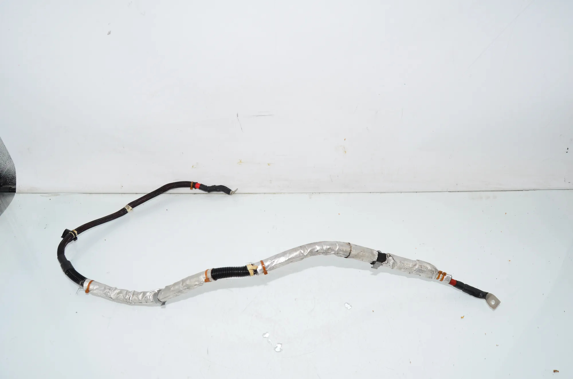 Positive Battery Cable – OEM 8592447 · BMW 7 (G11, G12) 750 d, Ld xDrive 2016 – 3