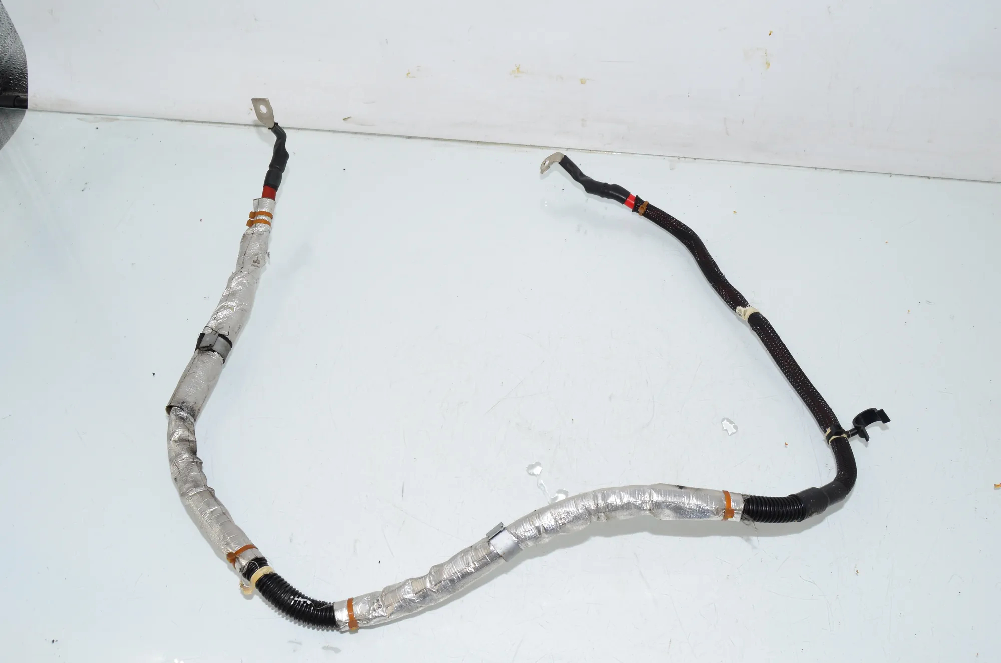Positive Battery Cable – OEM 8592447 · BMW 7 (G11, G12) 750 d, Ld xDrive 2016
