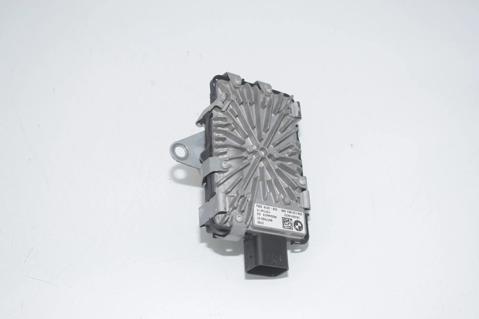 Transfer Case Motor – OEM 8677688 · BMW 7 (G11, G12) 750 d, Ld xDrive 2016