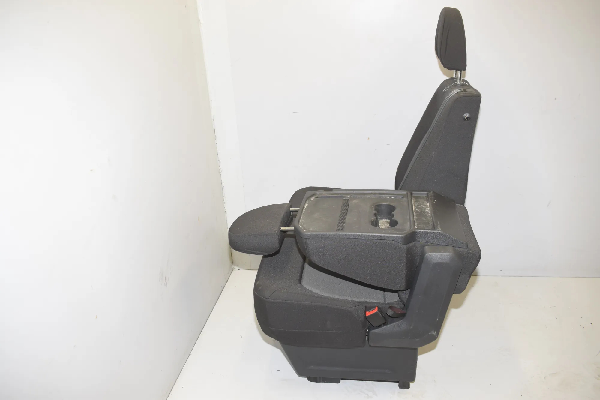 Seat set · VW CRAFTER Furgon (SY_) (2016 - -) 2.0 TDI 2022 – 6