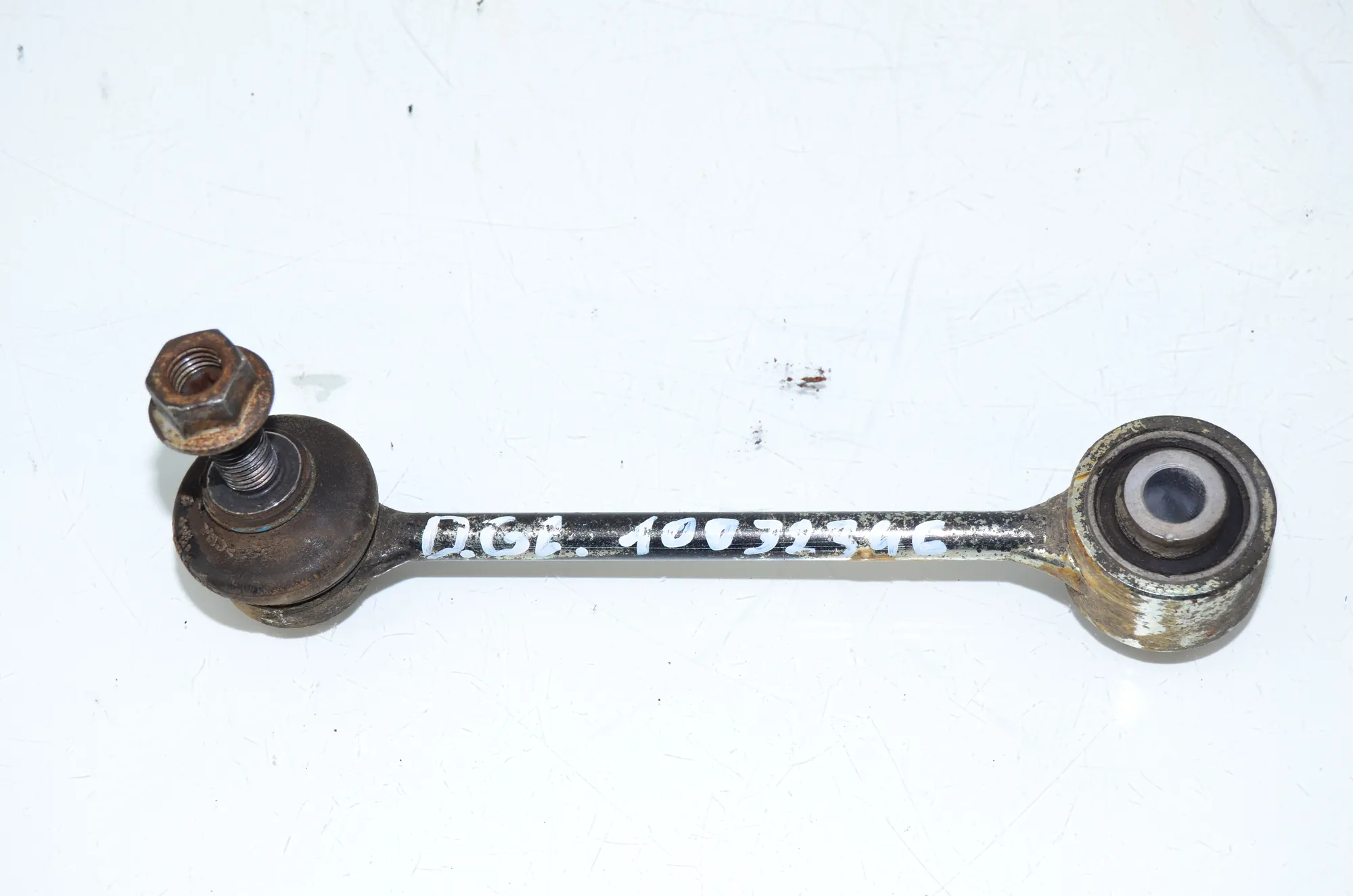 Rear Right Stabilizer Link – OEM 2N0505465 · VW CRAFTER Furgon (SY_) (2016 - -) 2.0 TDI 2022