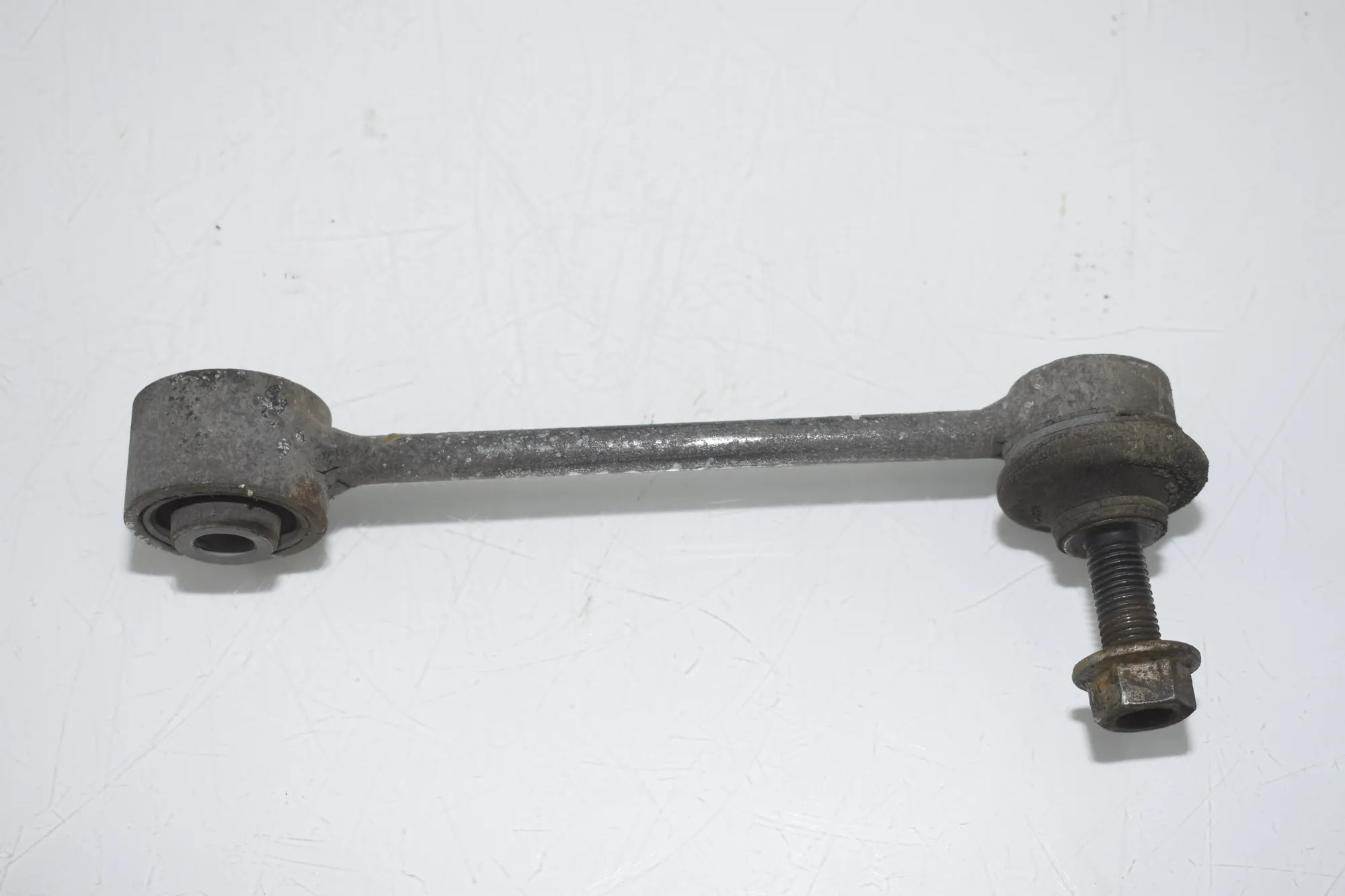 Rear Left Stabilizer Link – OEM 2N0505465 · VW CRAFTER Furgon (SY_) (2016 - -) 2.0 TDI 2022 – 3