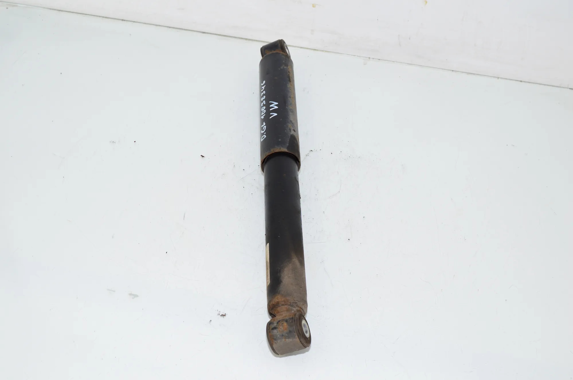 Rear Right Shock Absorber – OEM 2N0513031S · VW CRAFTER Furgon (SY_) (2016 - -) 2.0 TDI 2022 – 3