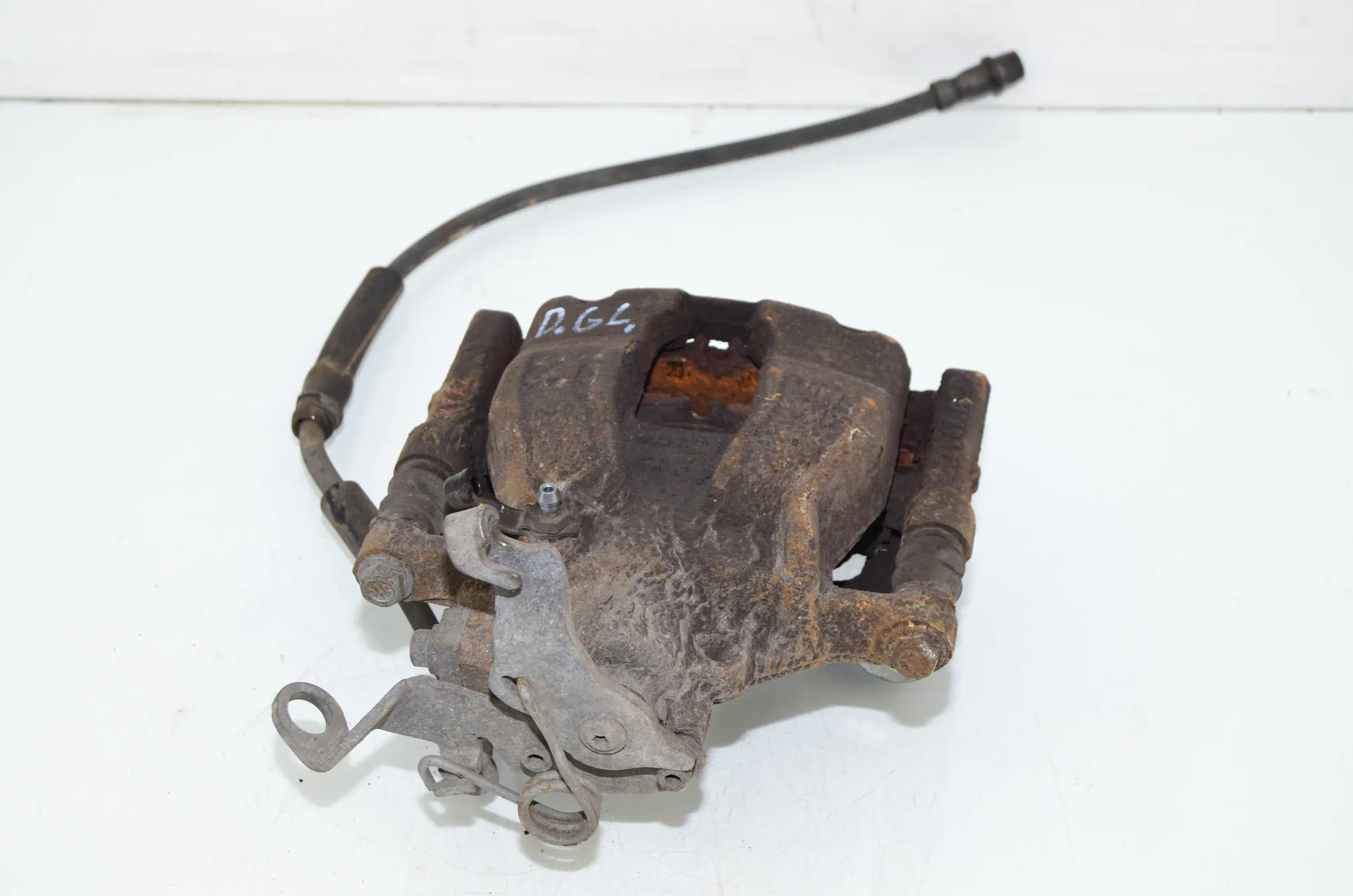 Rear Right Brake Caliper – OEM 2N0615424 · VW CRAFTER Furgon (SY_) (2016 - -) 2.0 TDI 2022 – 2