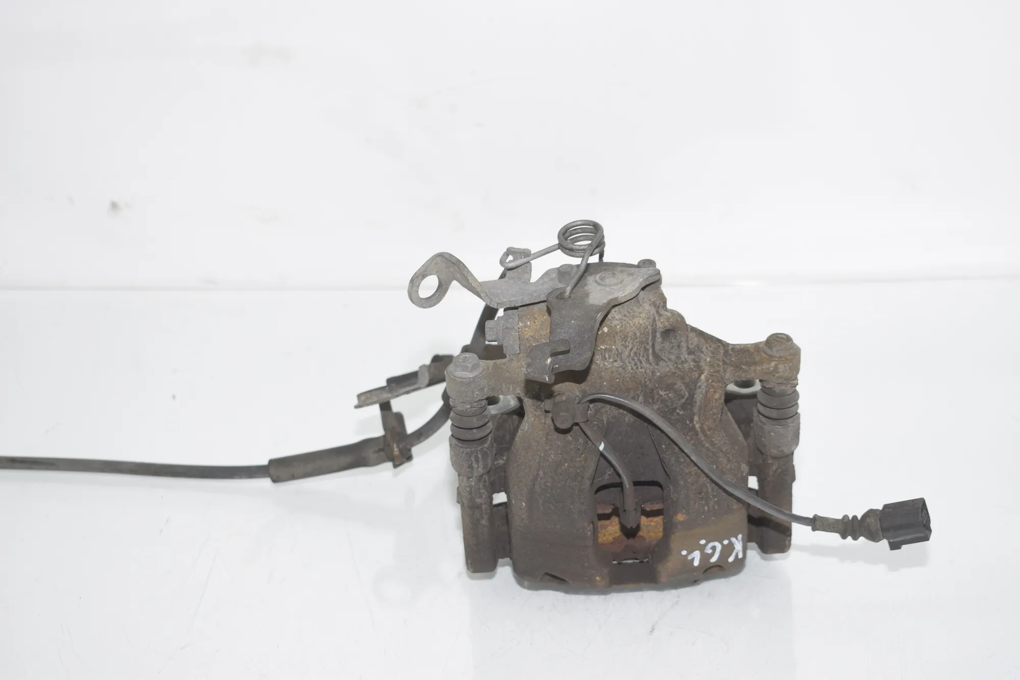 Front Left Brake Caliper – OEM 2N0615123 · VW CRAFTER Furgon (SY_) (2016 - -) 2.0 TDI 2022 – 4