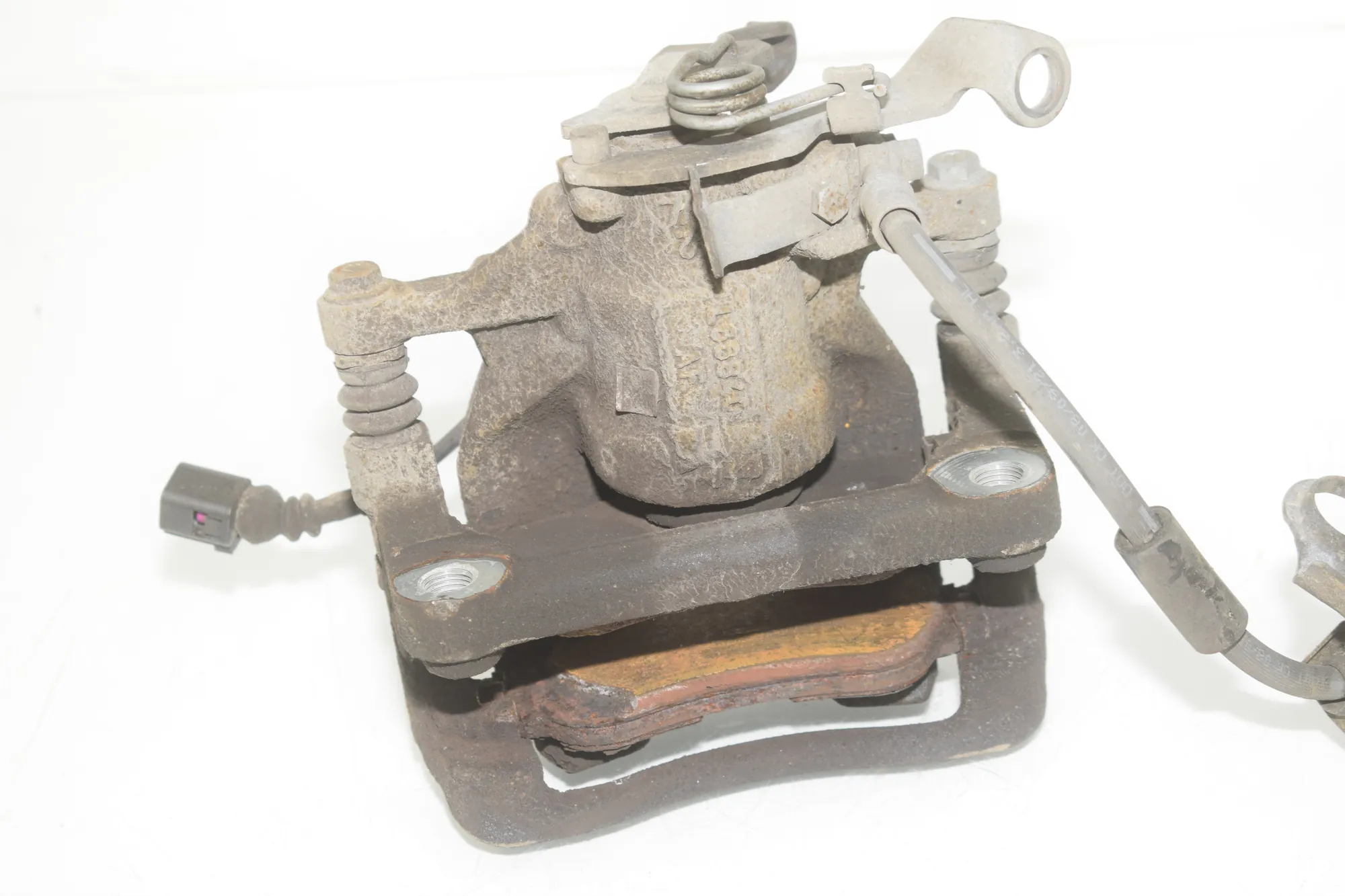 Front Left Brake Caliper – OEM 2N0615123 · VW CRAFTER Furgon (SY_) (2016 - -) 2.0 TDI 2022 – 5