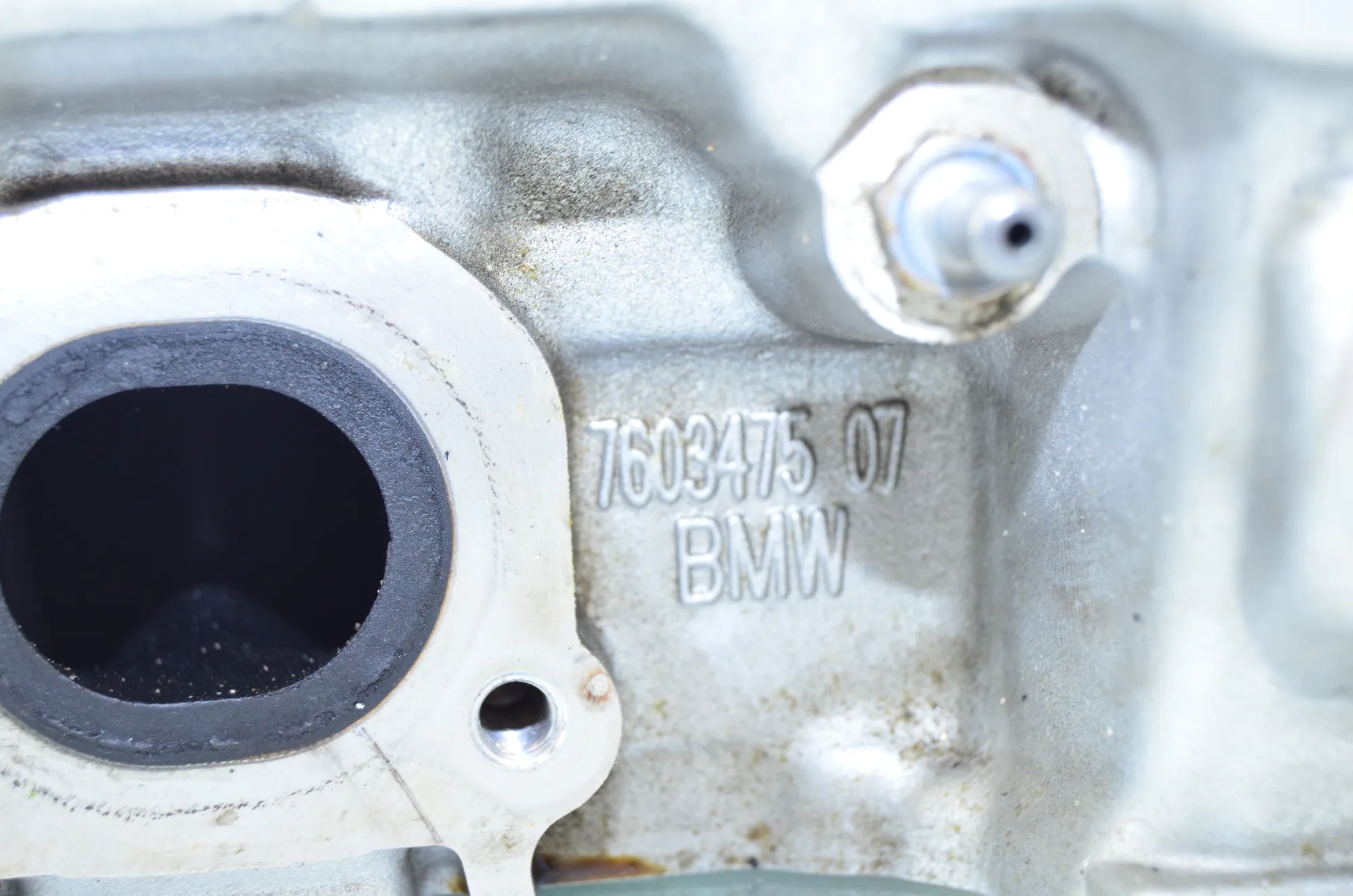 Right Side Engine Head – OEM 7603475 · BMW X5 (F15, F85) M 2018 – 11