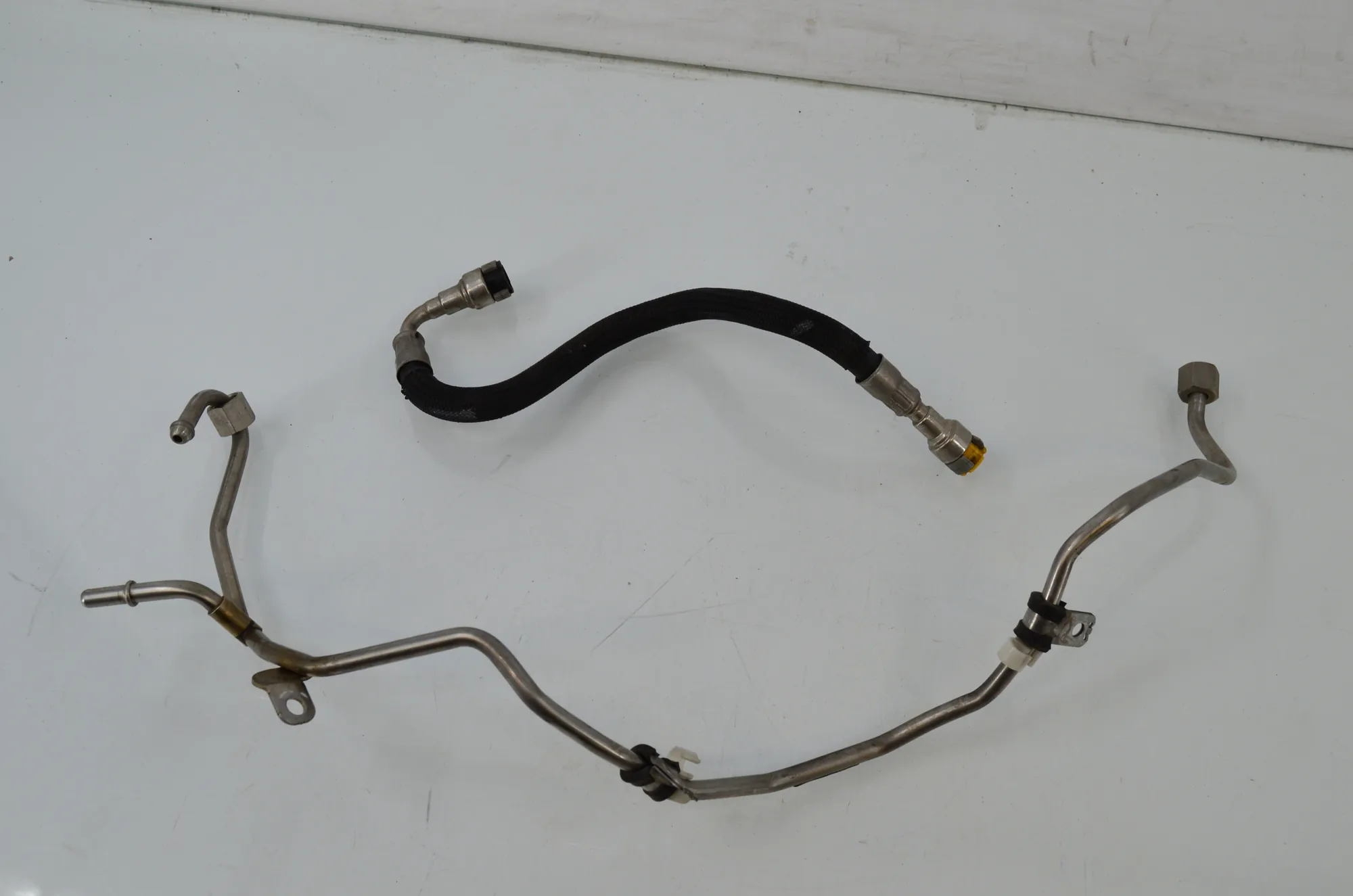 Fuel Pipe – OEM 7606563 · BMW X5 (F15, F85) M 2018 – 2