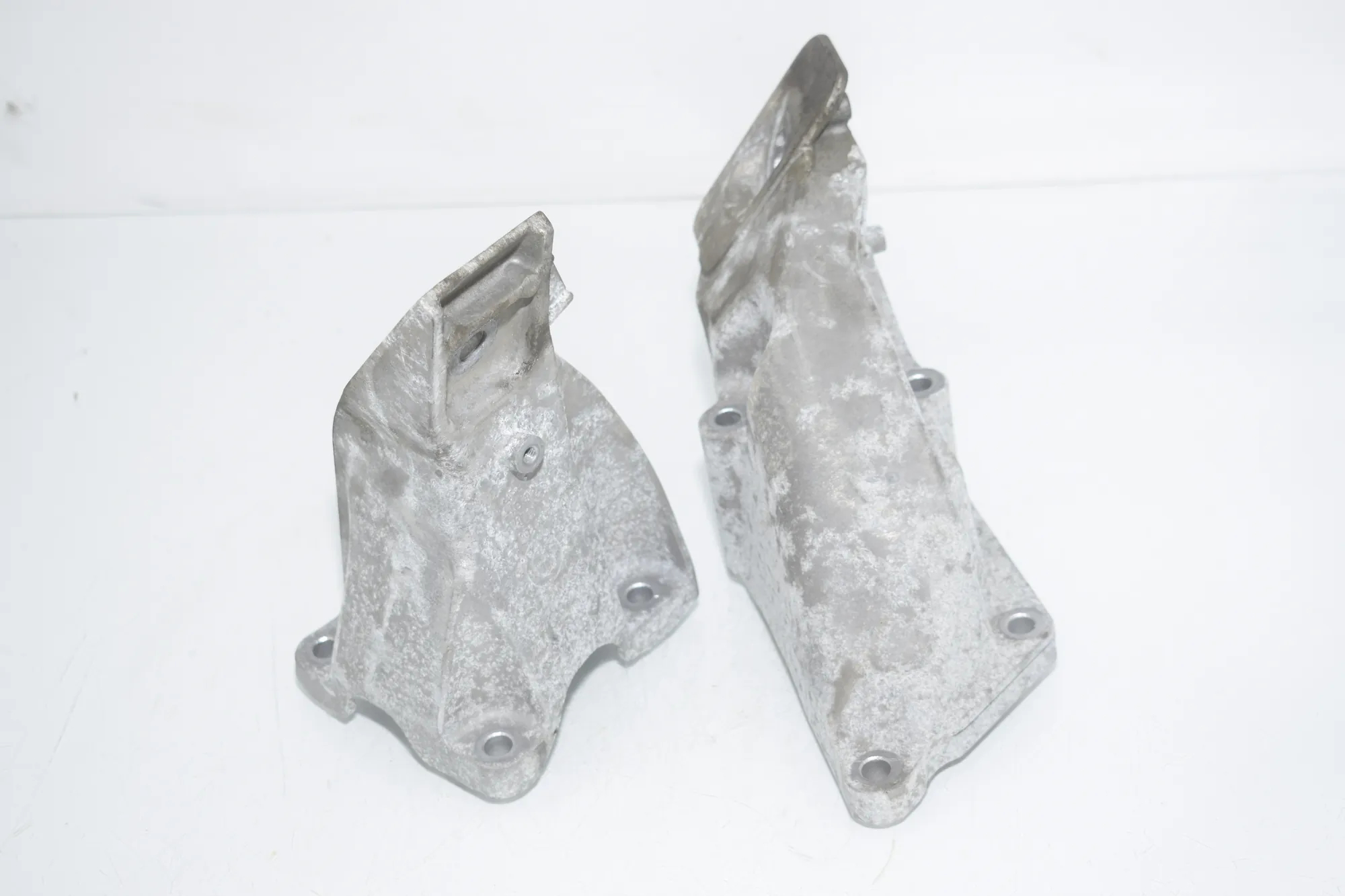 Left Side Engine Bracket – OEM 6852861 · BMW X5 (F15, F85) M 2018