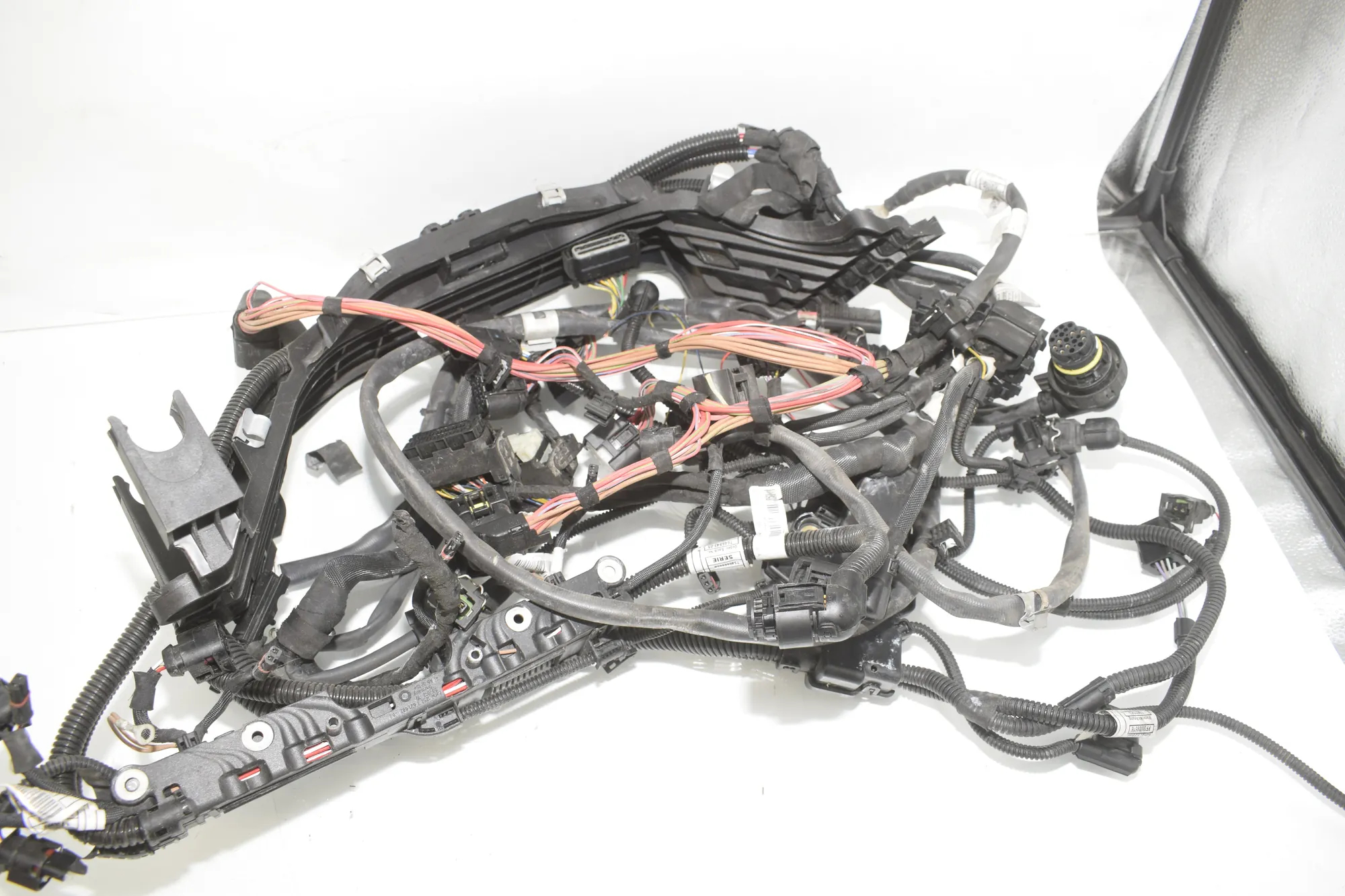 Engine Cable Harness – OEM 7646843 · BMW X5 (F15, F85) M 2018 – 3