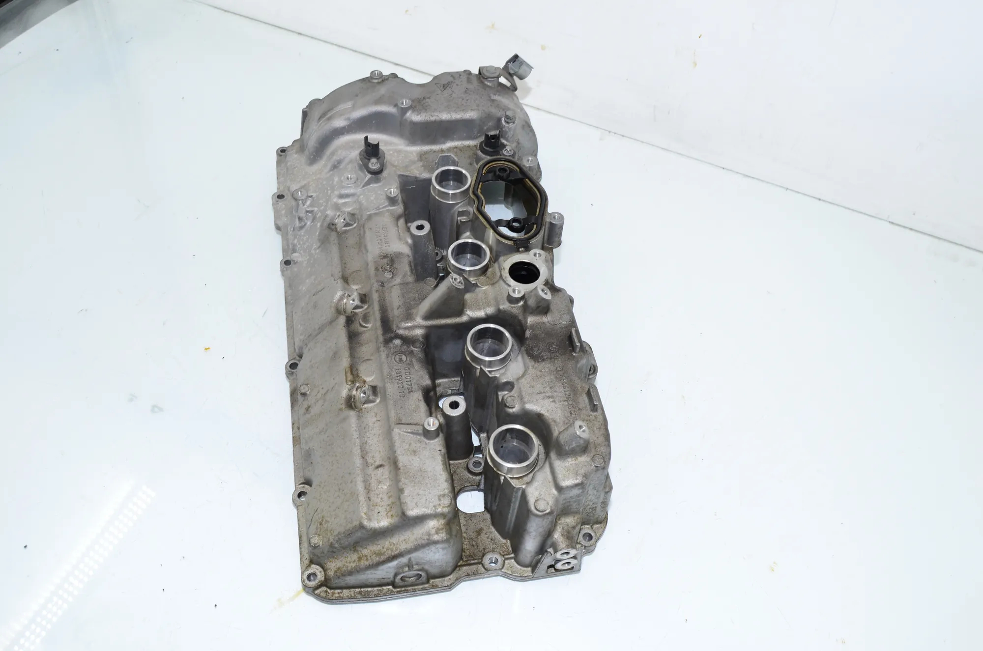 Valve Cover – OEM 8648128 · BMW X5 (F15, F85) M 2018 – 2