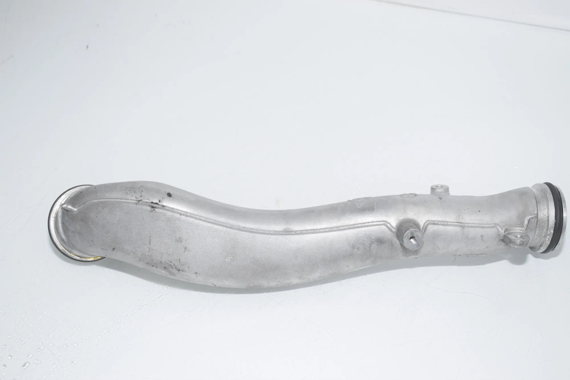 Intercooler Hose Pipe – OEM 8506399 · BMW 5 Touring (F11) M 550 d xDrive 2016 – 3
