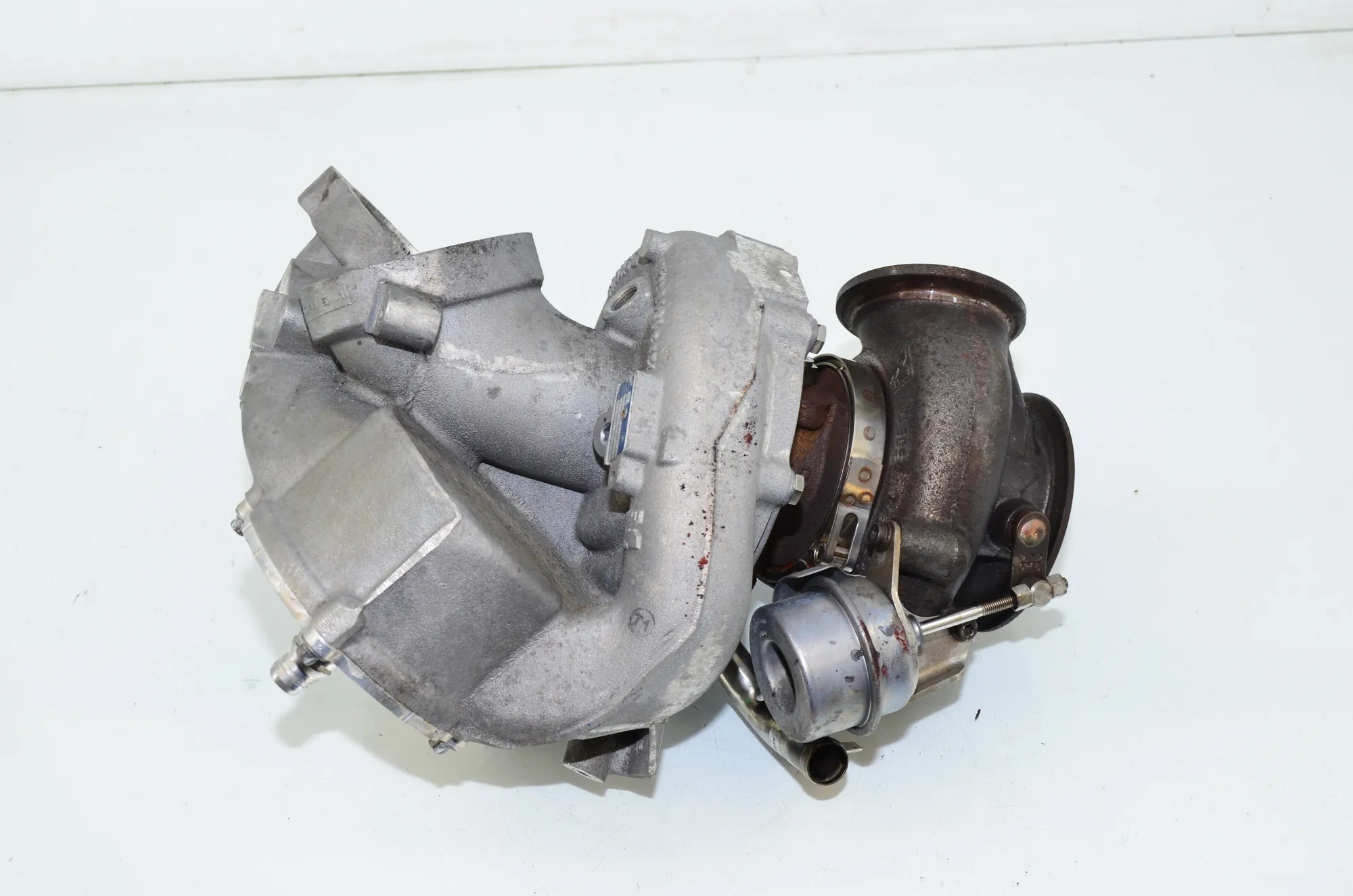 Turbocharger – OEM 8506382 · BMW 5 Touring (F11) M 550 d xDrive 2016 – 4