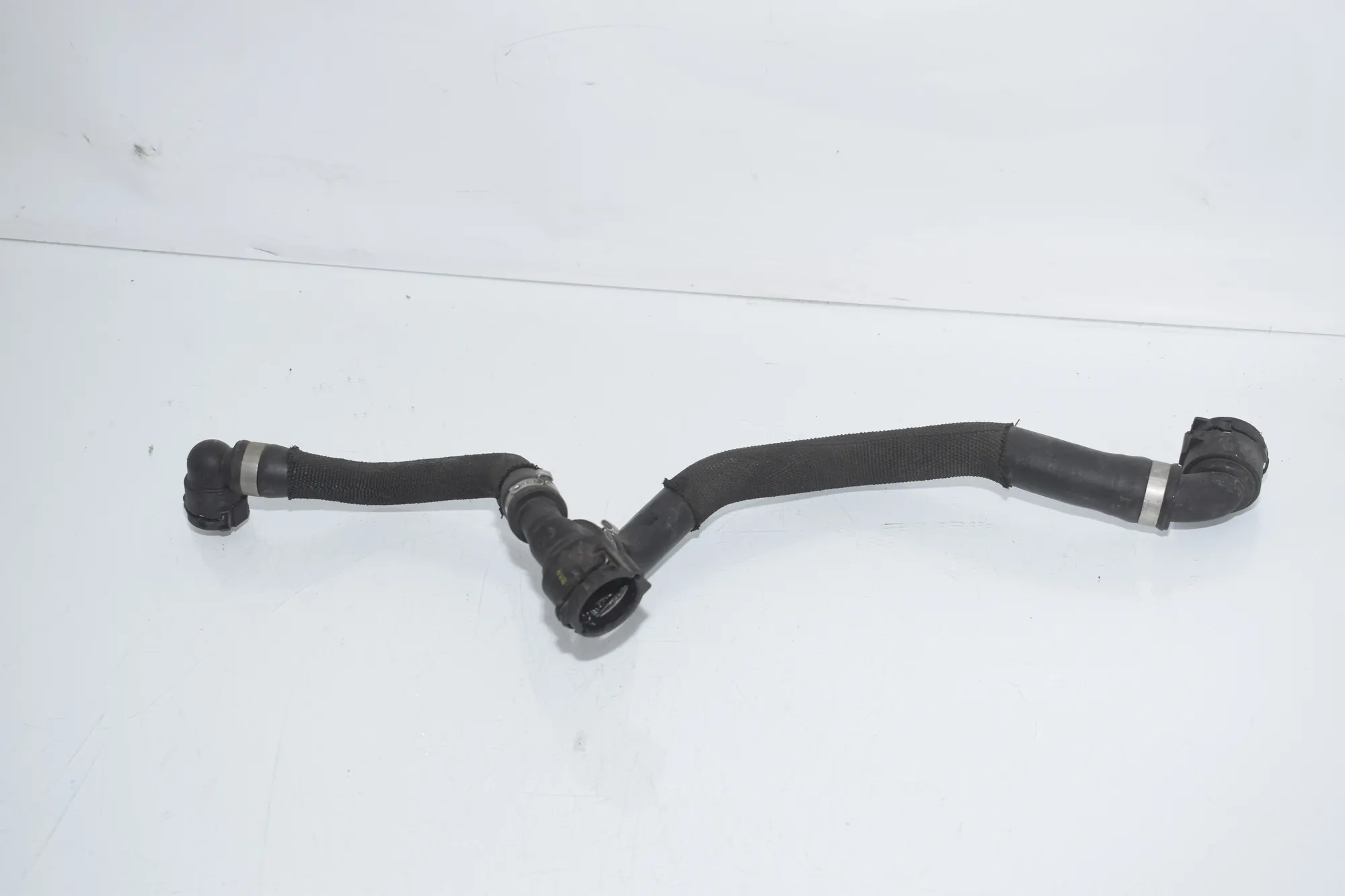 Coolant Hose Pipe – OEM 8592808 · BMW 5 Touring (G31) (2017 - -) 520 d 2019 – 2
