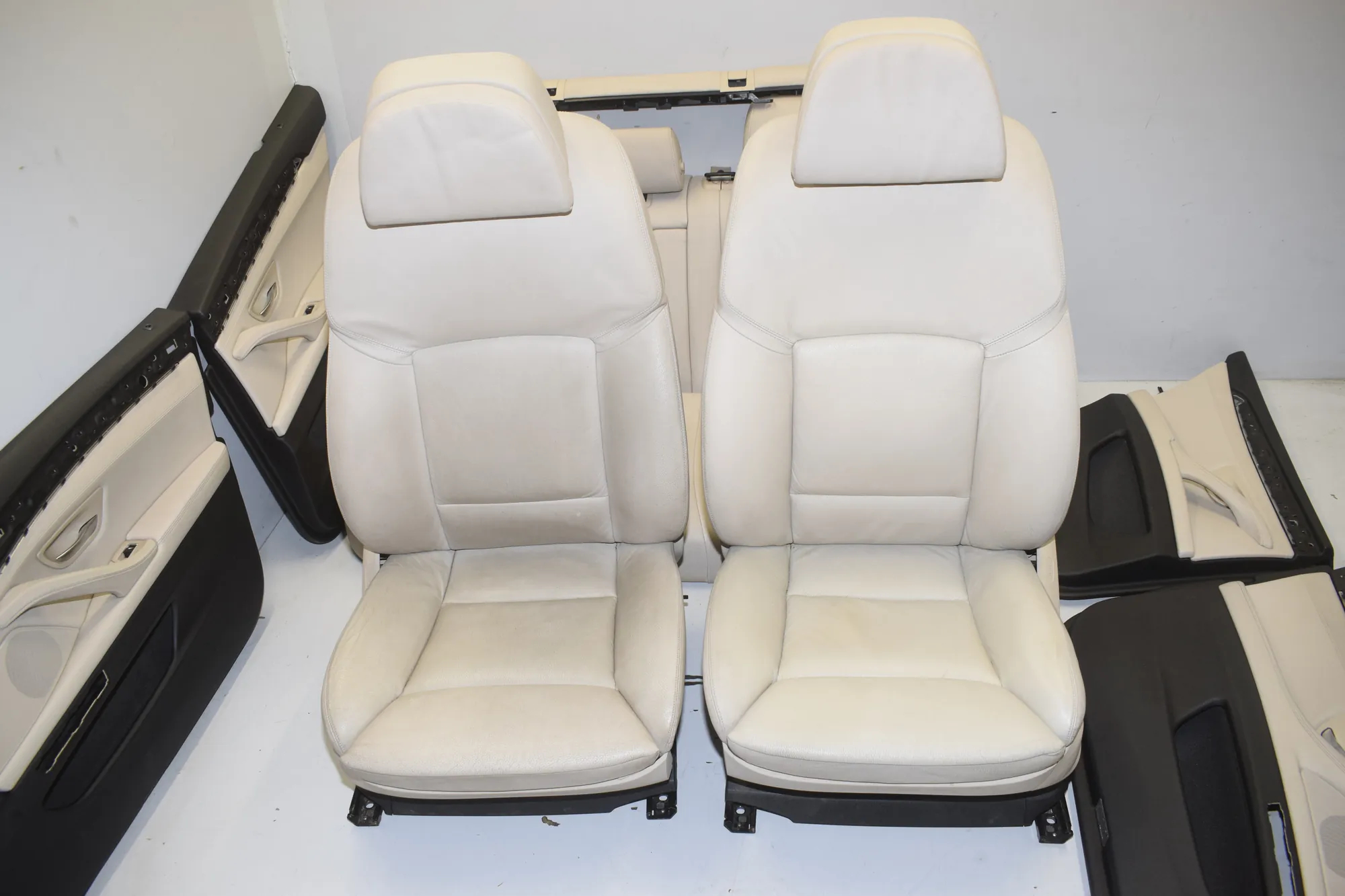 Seat set · BMW 5 Touring (F11) 530 d xDrive 2012 – 2