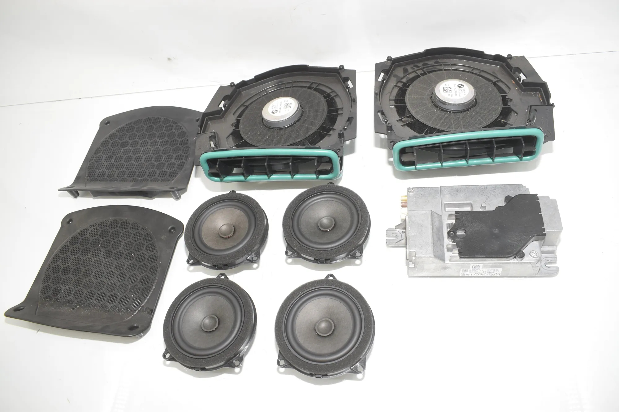 Sound Audio System Set – OEM 5A923C4 · BMW 3 Touring (G21) (2019 - -) 318 i 2023 – 2