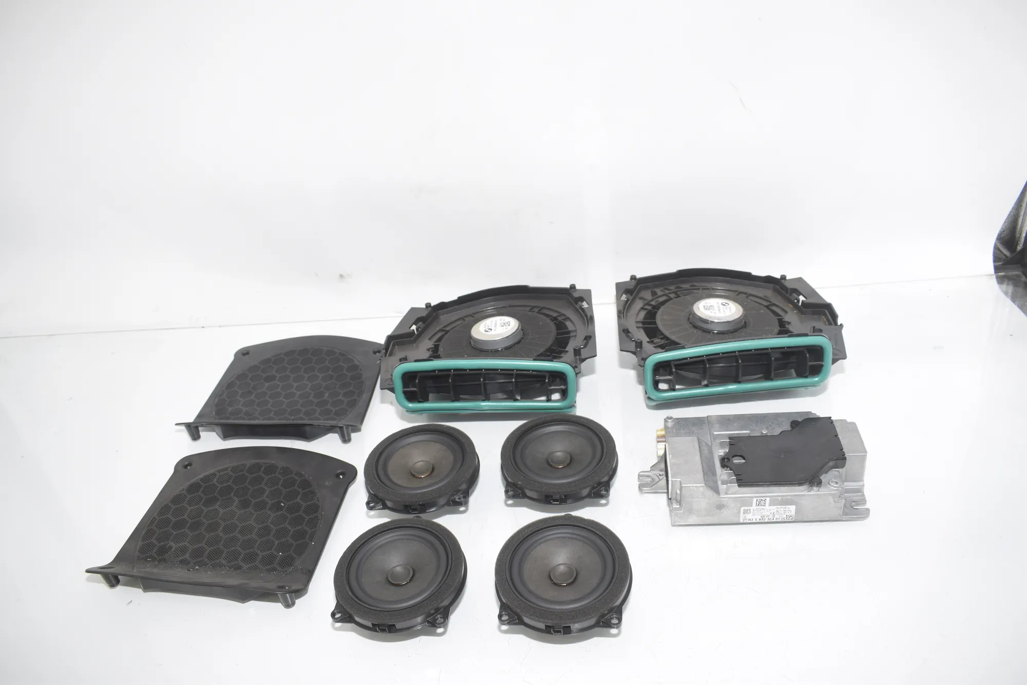 Sound Audio System Set – OEM 5A923C4 · BMW 3 Touring (G21) (2019 - -) 318 i 2023 – 3