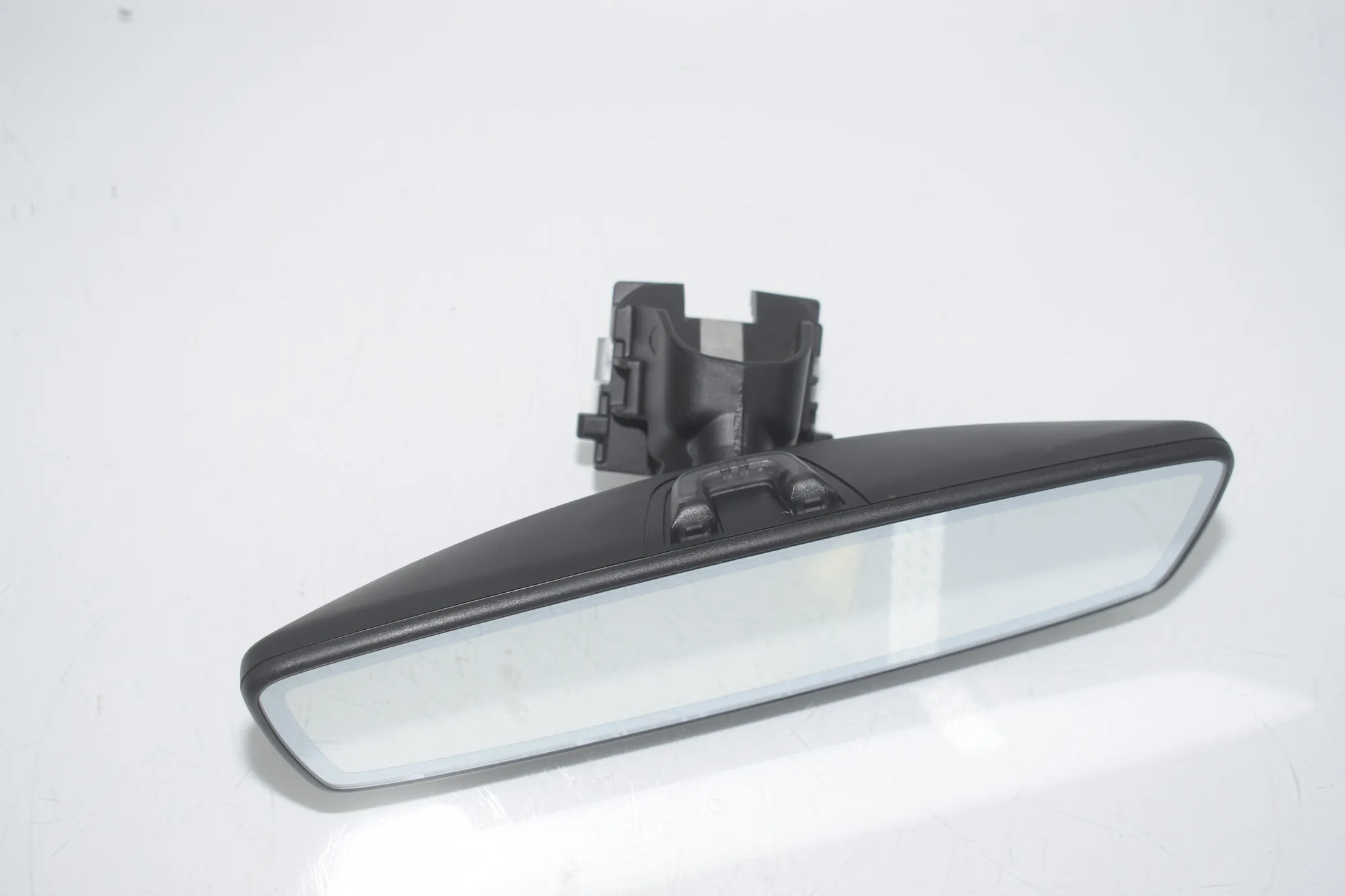 Interior Rear View Mirror – OEM 6880618 · BMW 3 Touring (G21) (2019 - -) 318 i 2023 – 2