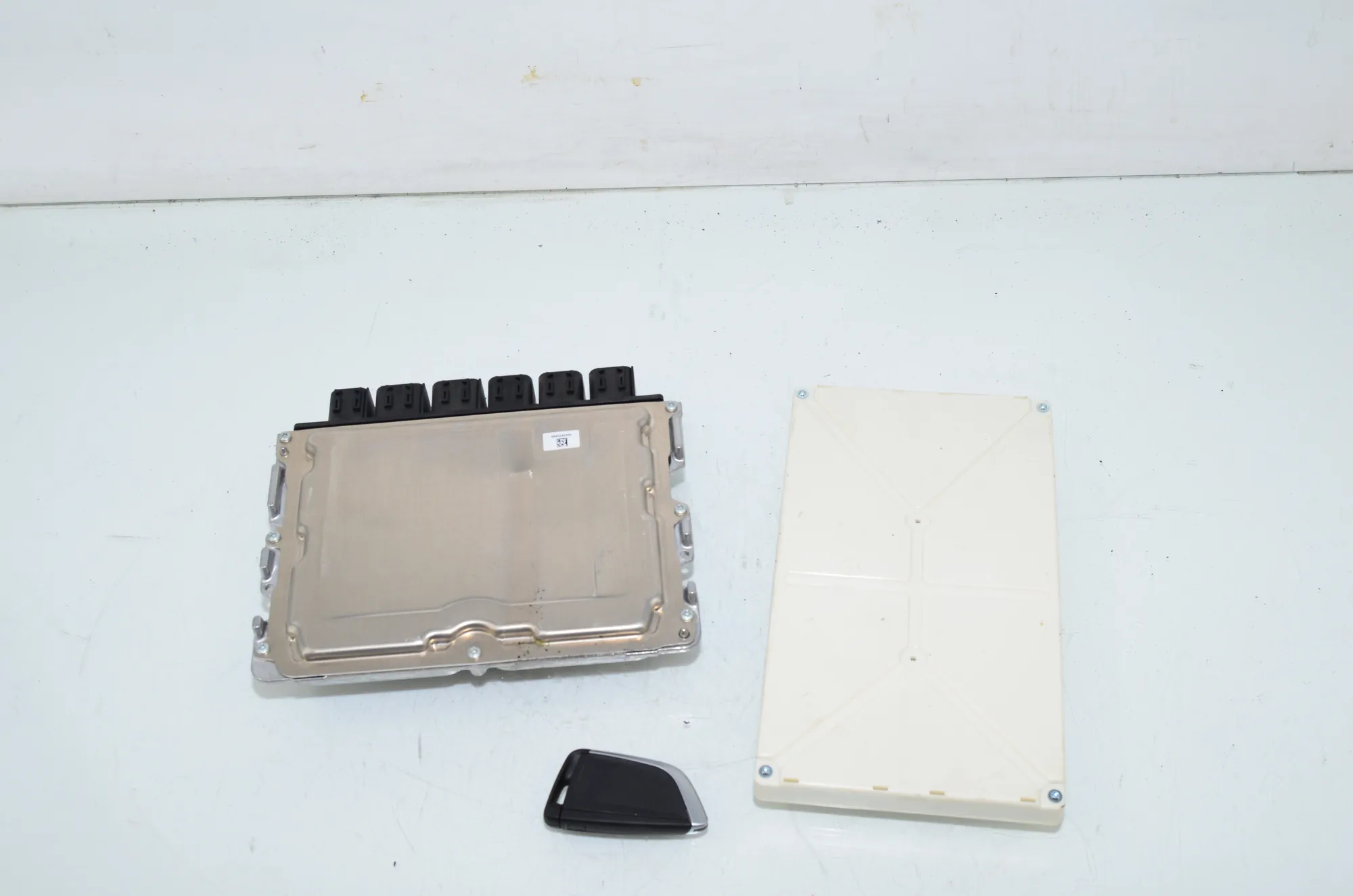 Engine Ignition ECU Set – OEM 5A57781 · BMW 3 Touring (G21) (2019 - -) 318 i 2023 – 4