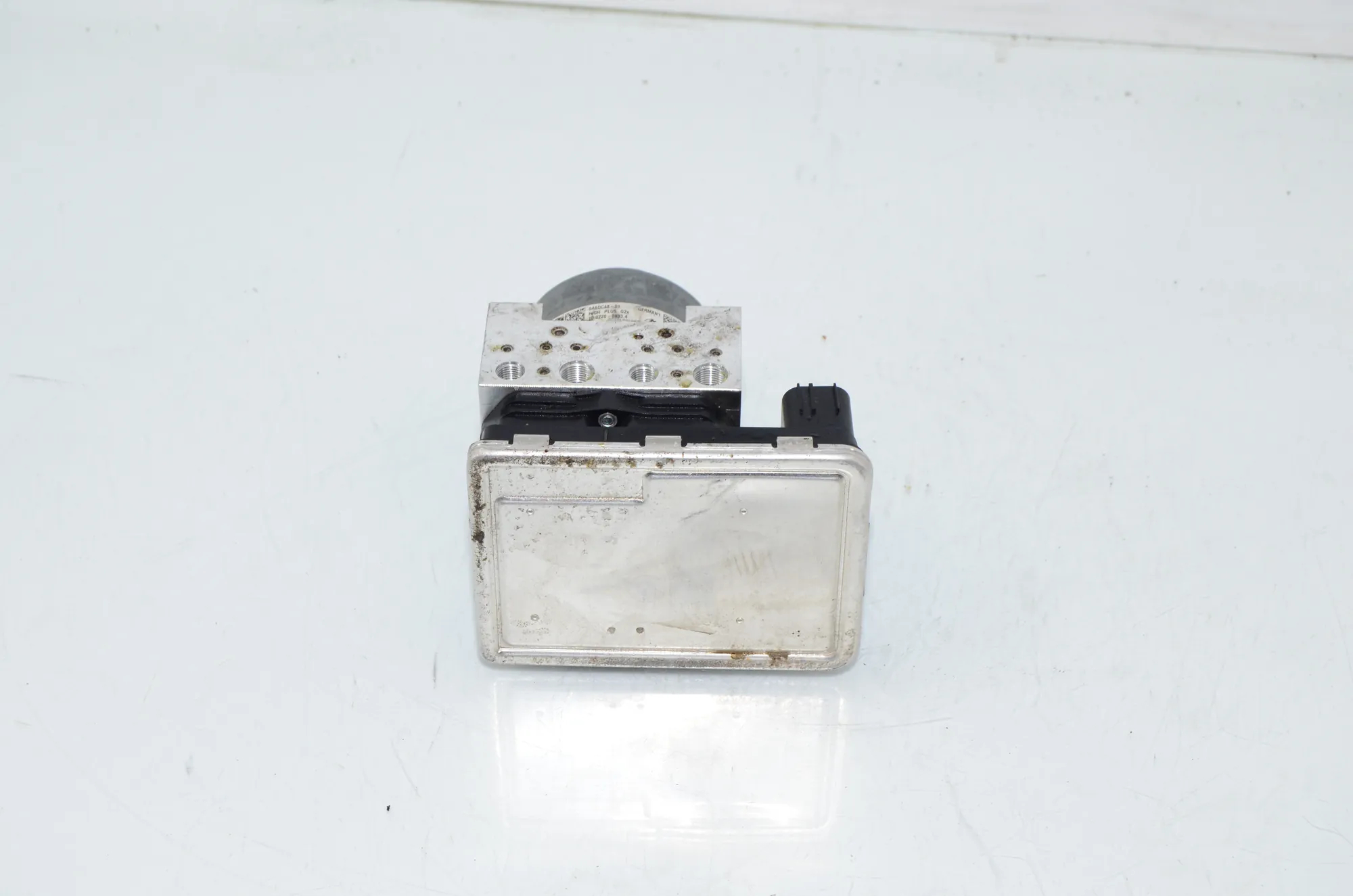 ABS Pump – OEM 5A6DC49 · BMW 3 Touring (G21) (2019 - -) 318 i 2023 – 3