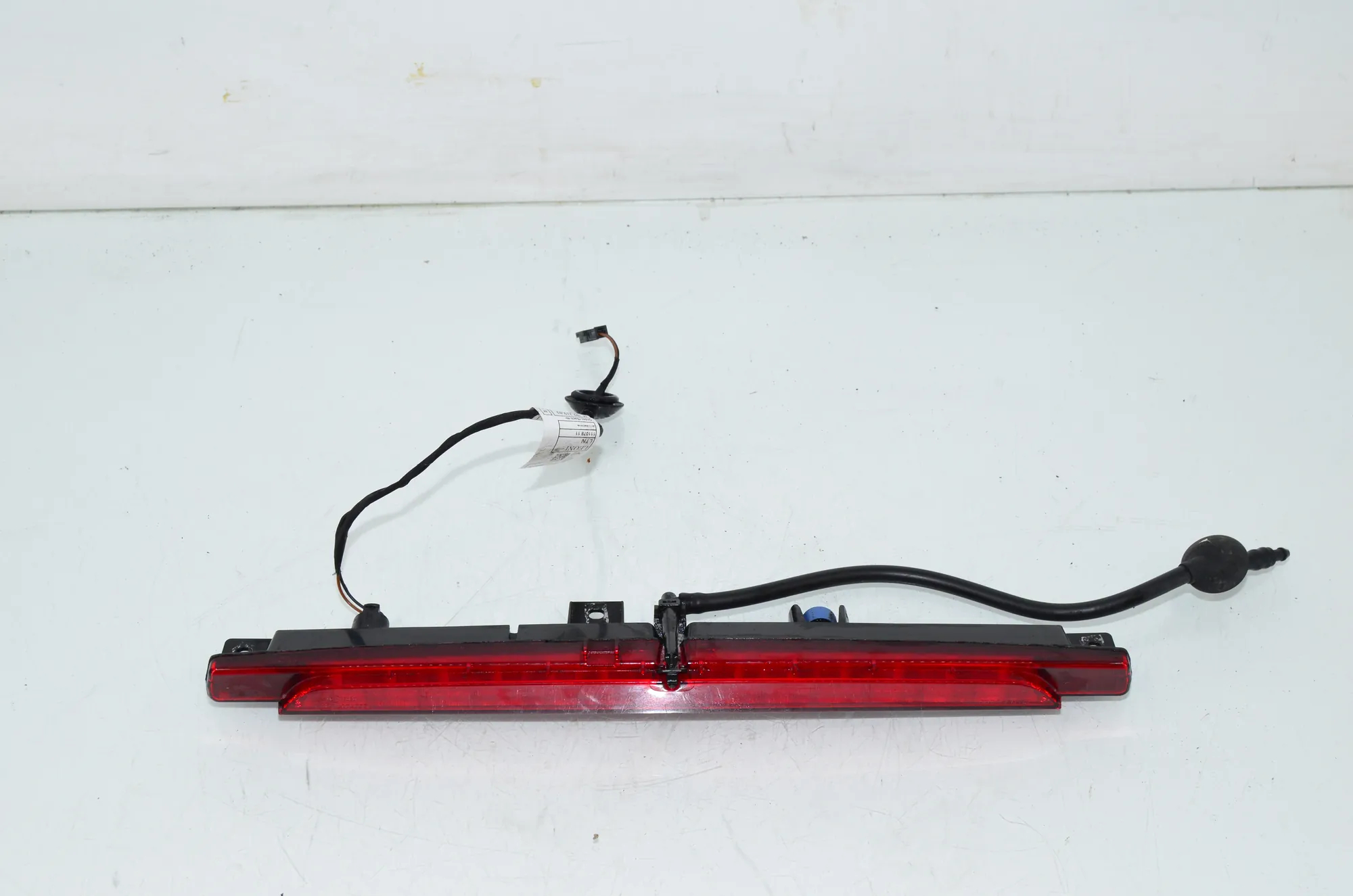 Rear Third Brake Stop Light – OEM 7420478 · BMW 3 Touring (G21) (2019 - -) 318 i 2023