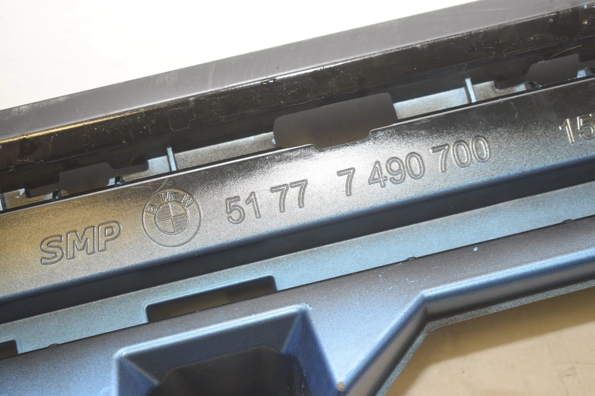 Sideskirt Bracket – OEM 7490700 · BMW i4 (G26) BMW i4 (G26) eDrive35 2022 – 4